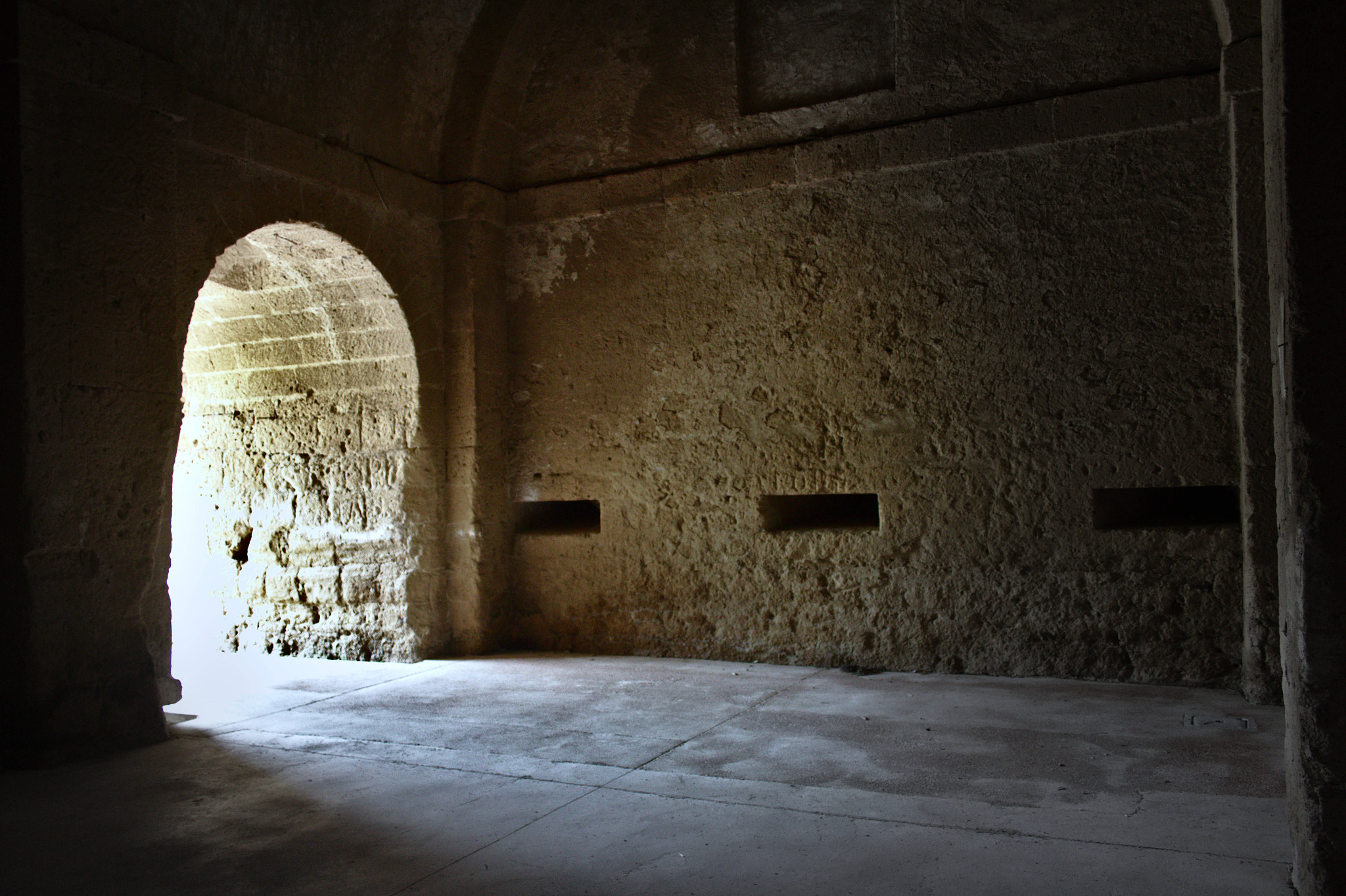 Canon EF-S 18-55mm F3.5-5.6 II sample photo. Arco photography