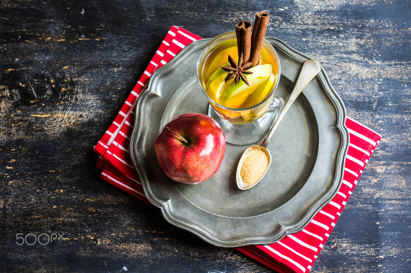 Sony SLT-A55 (SLT-A55V) + Sony DT 50mm F1.8 SAM sample photo. Apple cider with cinnamon sticks photography