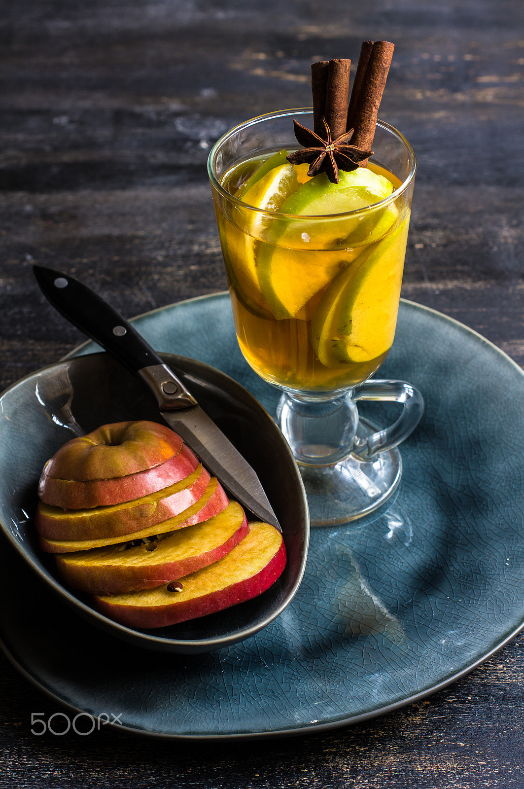 Sony SLT-A55 (SLT-A55V) + Sony DT 50mm F1.8 SAM sample photo. Apple cider with cinnamon sticks photography