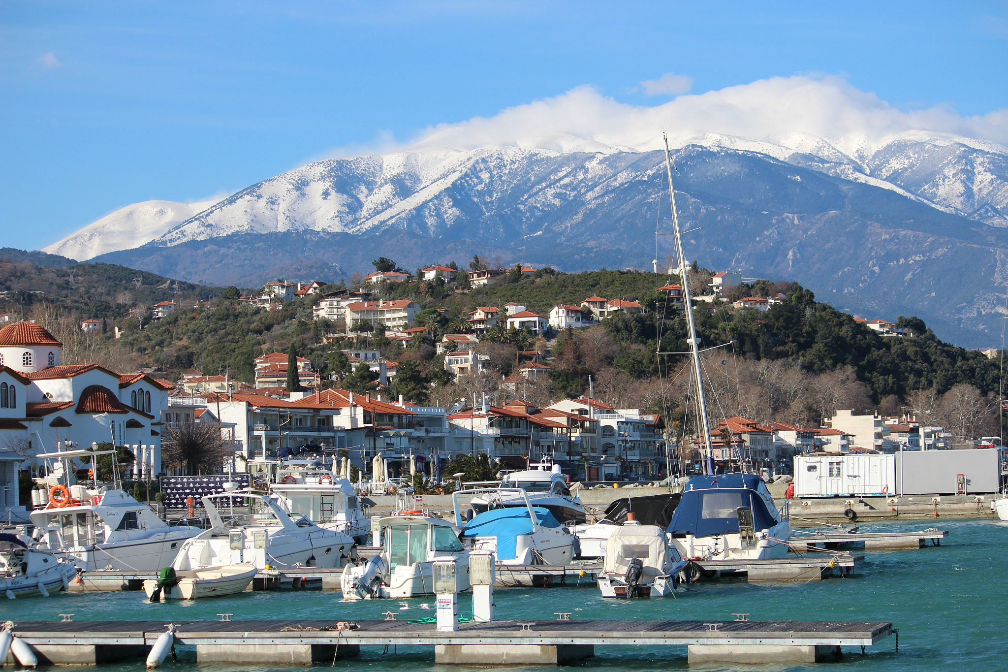 Canon EF-S 55-250mm F4-5.6 IS sample photo. Harbor photography