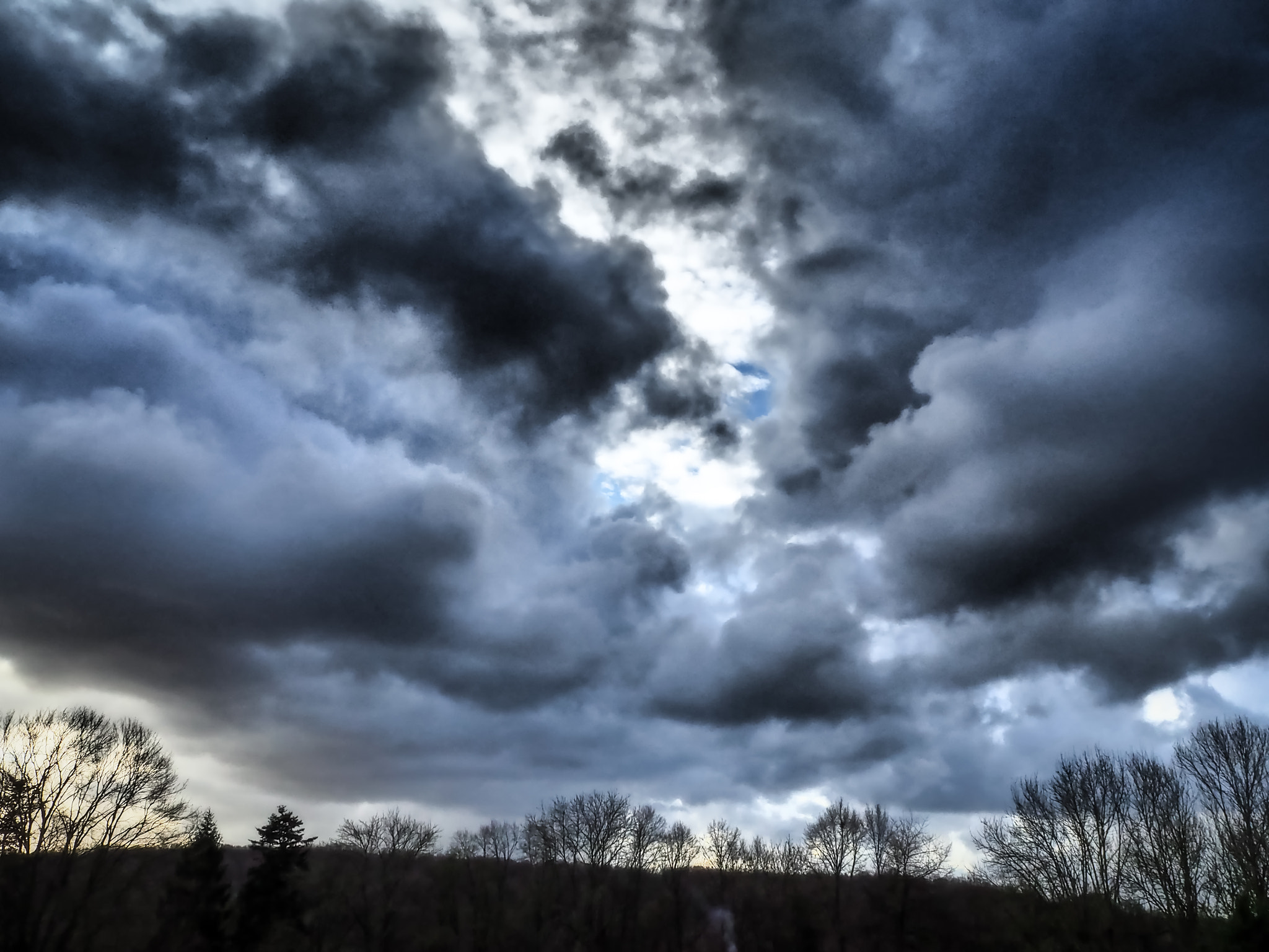 Olympus OM-D E-M5 II sample photo. Tempête photography