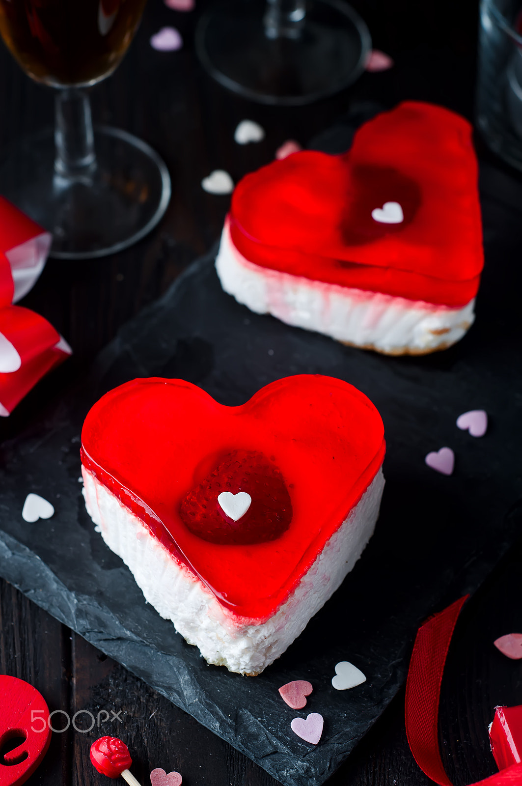 Nikon D90 + AF Nikkor 50mm f/1.8 sample photo. Valentines cake photography