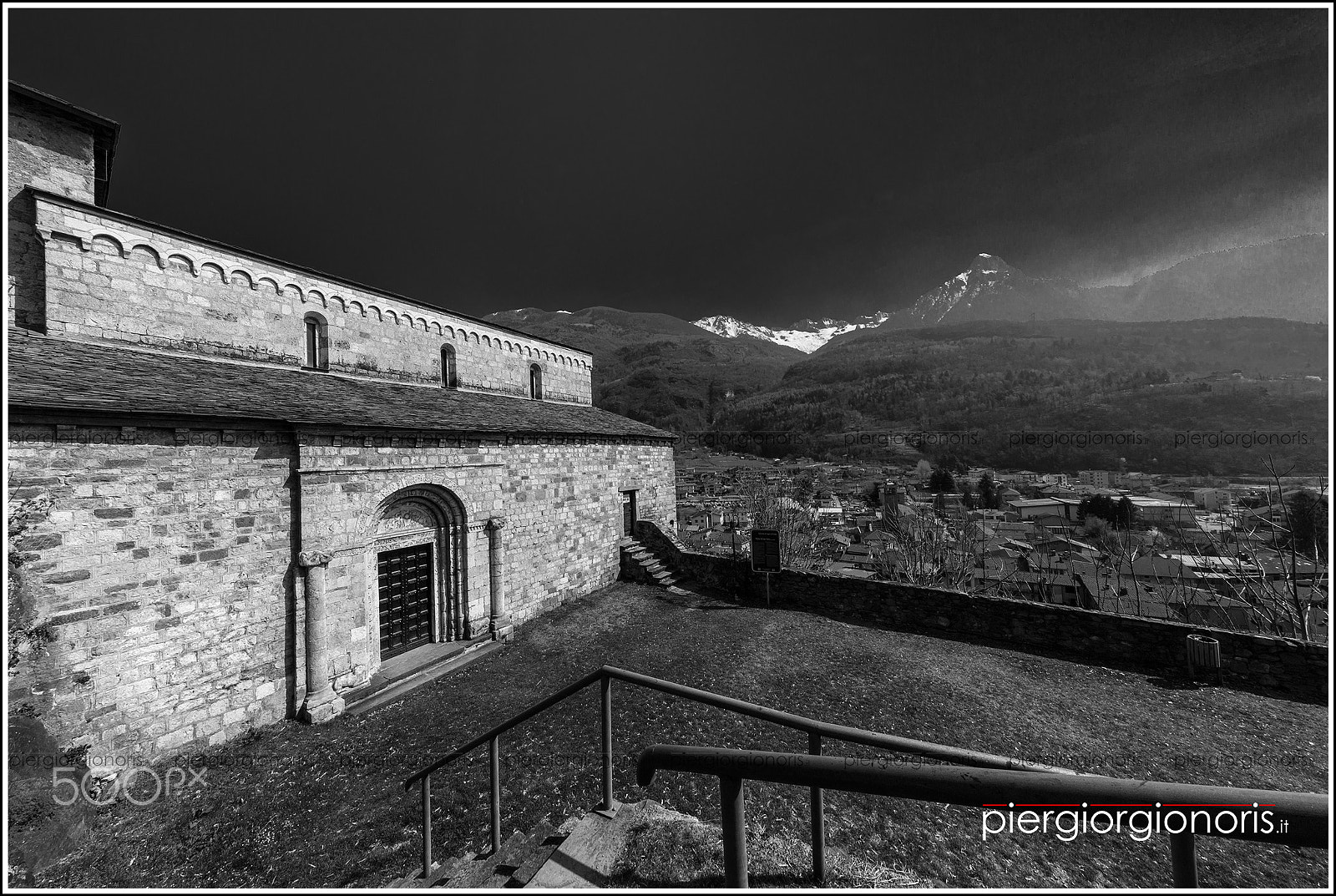 Canon EOS 6D + Canon EF 11-24mm F4L USM sample photo. Capo di ponte. photography