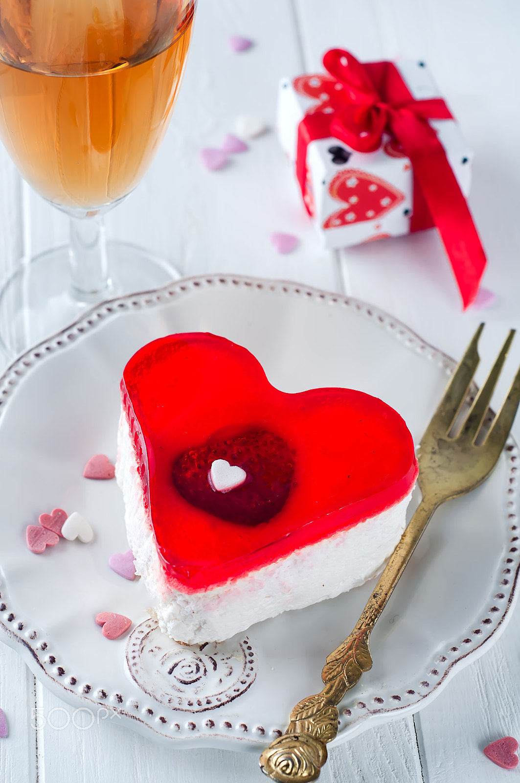 Nikon D90 sample photo. Valentines cake photography