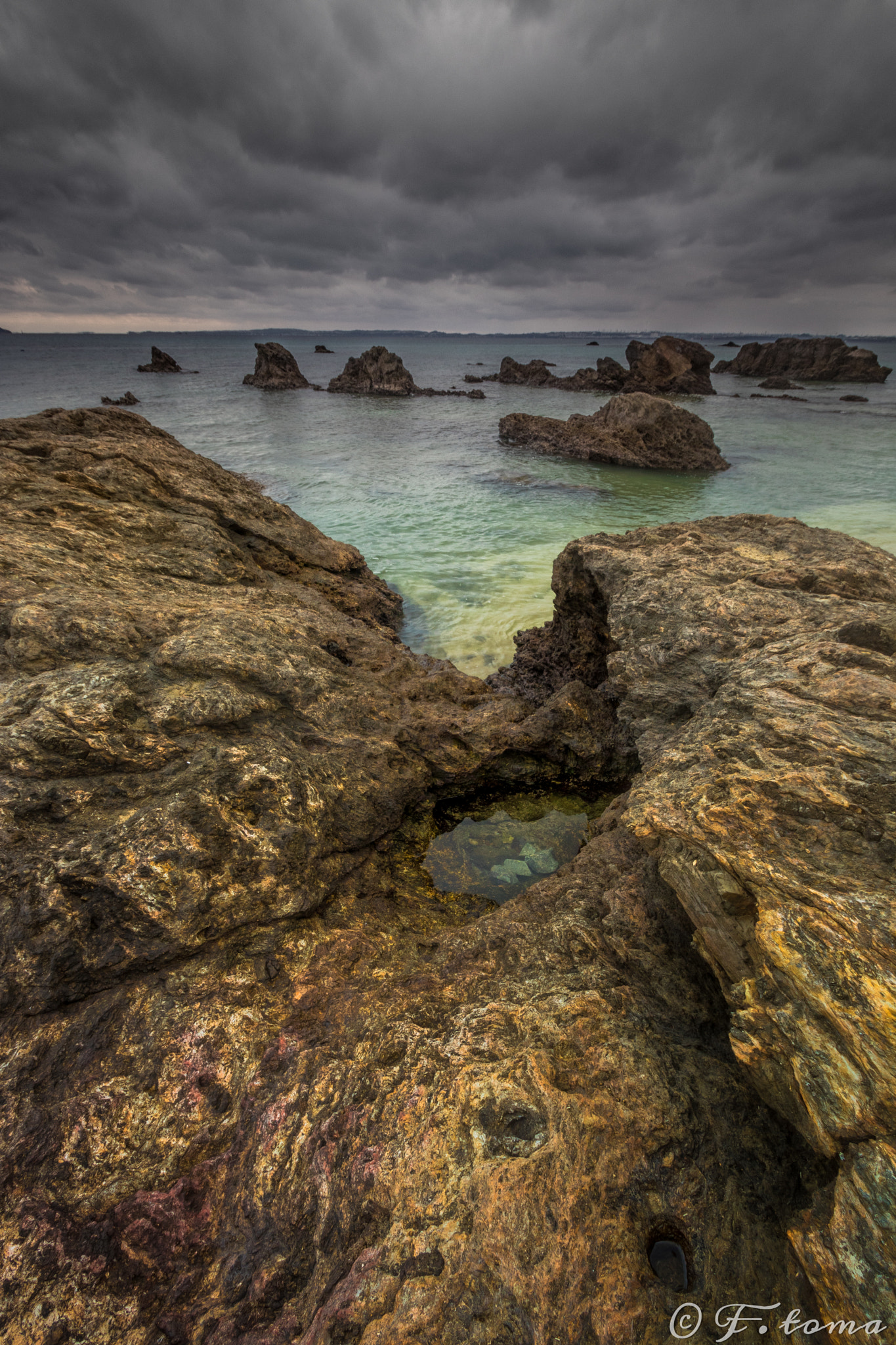 Sigma 10-20mm F3.5 EX DC HSM sample photo. On the rock photography