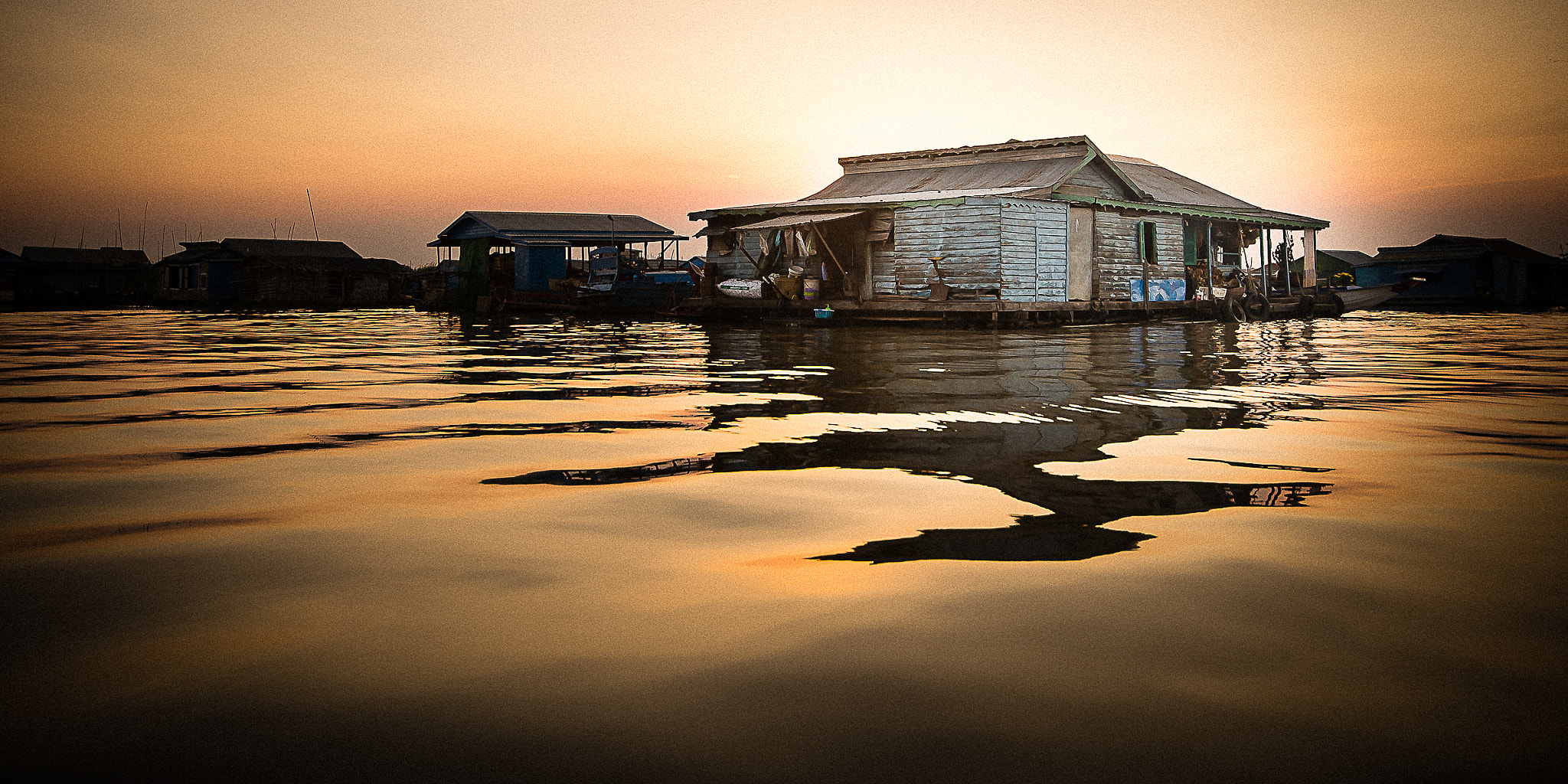 Sigma 10-20mm F4-5.6 EX DC HSM sample photo. Kampong chnang, cambodia photography