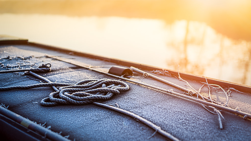 Sony a7 + E 50mm F1.4 sample photo. Rope on a boat photography