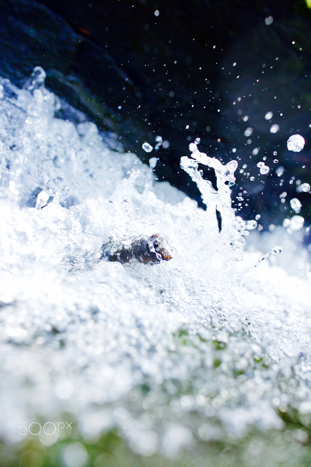 Canon EOS 5DS R + Canon EF 35mm F1.4L II USM sample photo. Water photography
