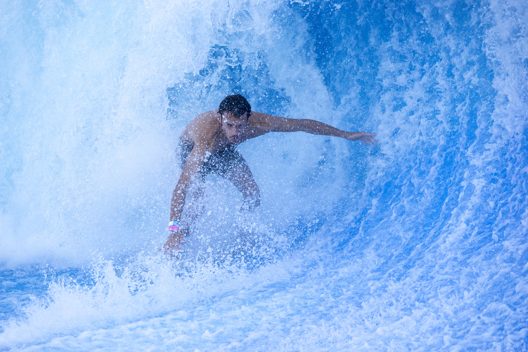 Sony 70-300mm F4.5-5.6 G SSM sample photo. Cw © bob riach surf digit serial number photography