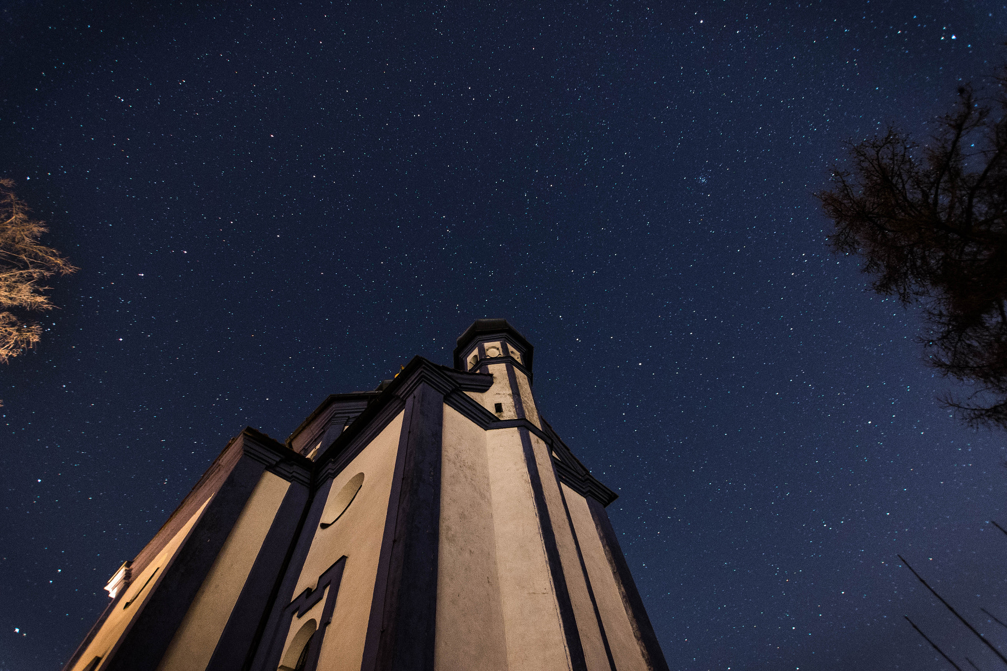 Pentax K-S1 sample photo. Upshot church photography