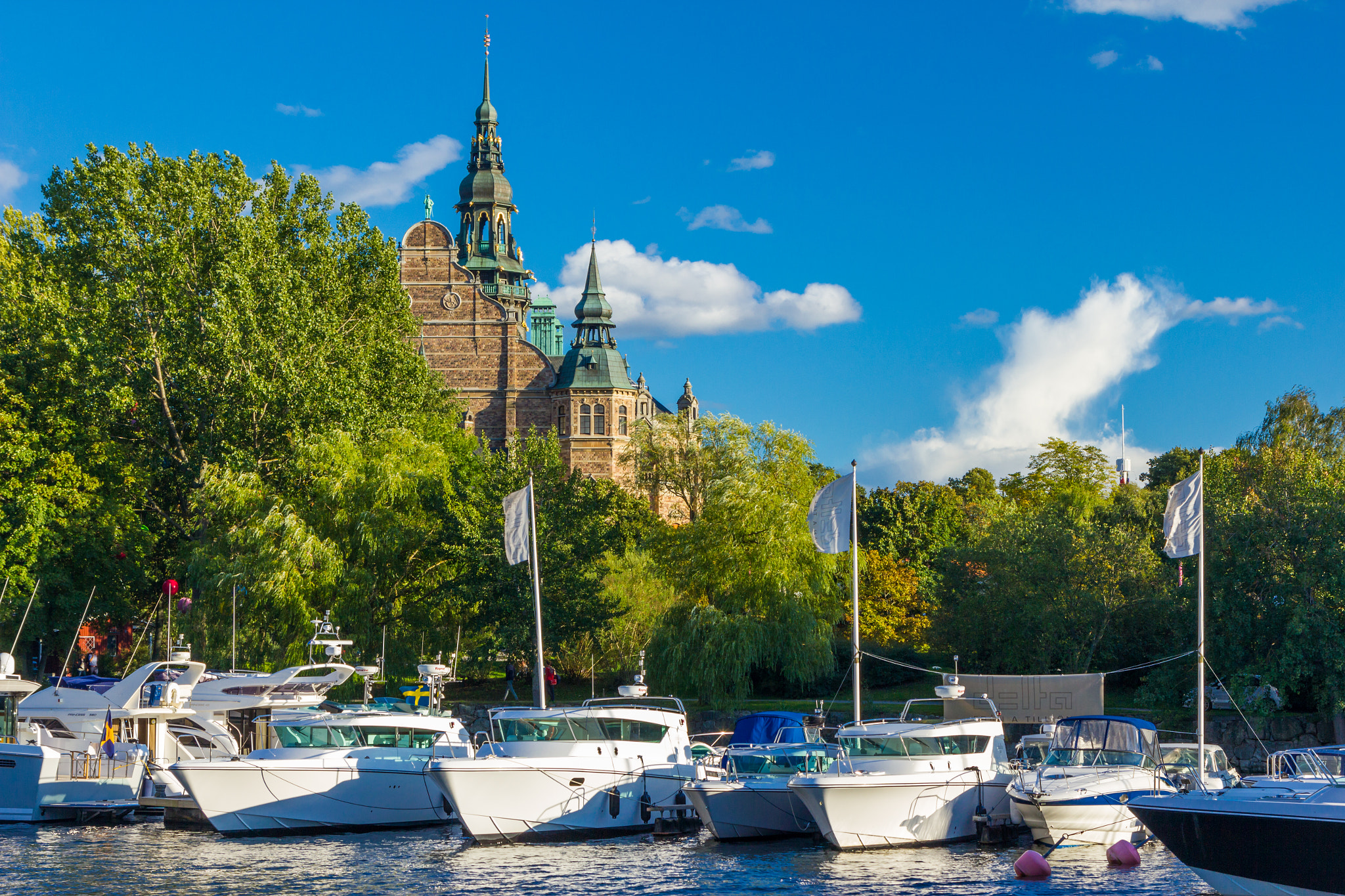 Canon EOS 550D (EOS Rebel T2i / EOS Kiss X4) sample photo. Sweden-stockholm harbor photography