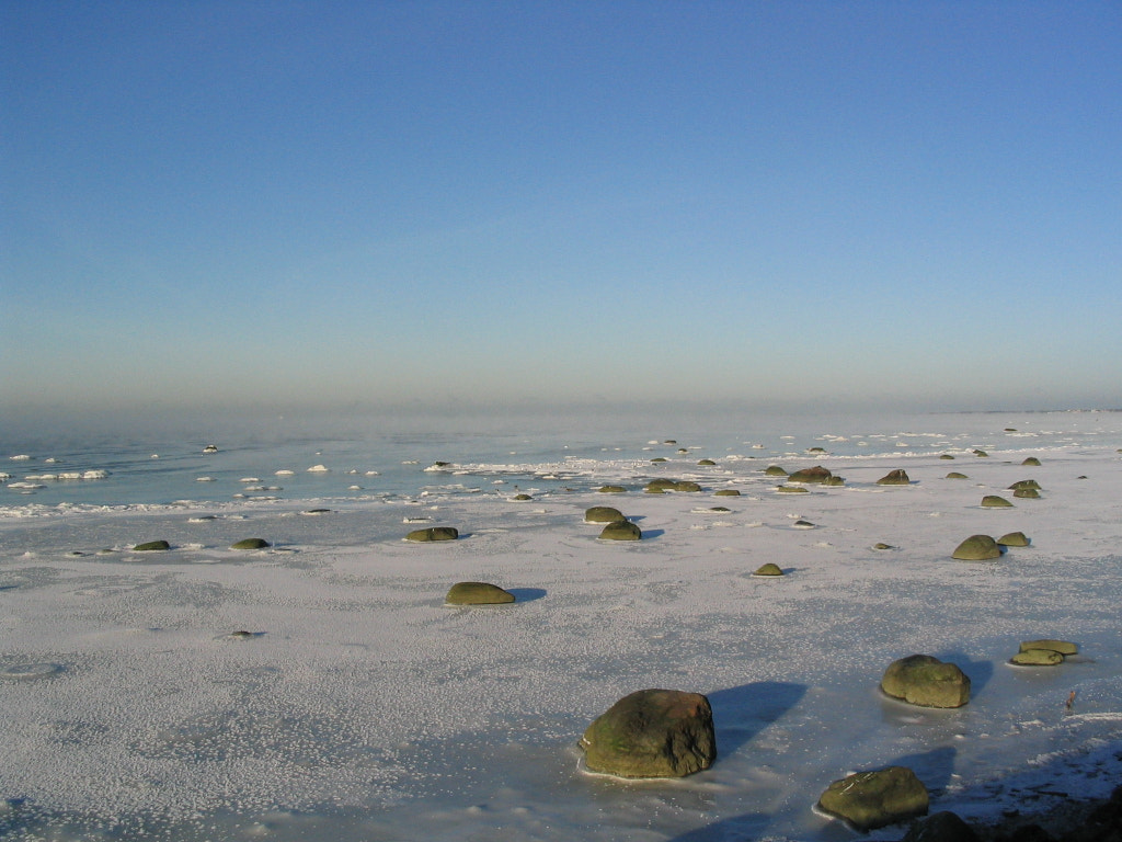 Canon POWERSHOT A70 sample photo. Tallinn bay photography