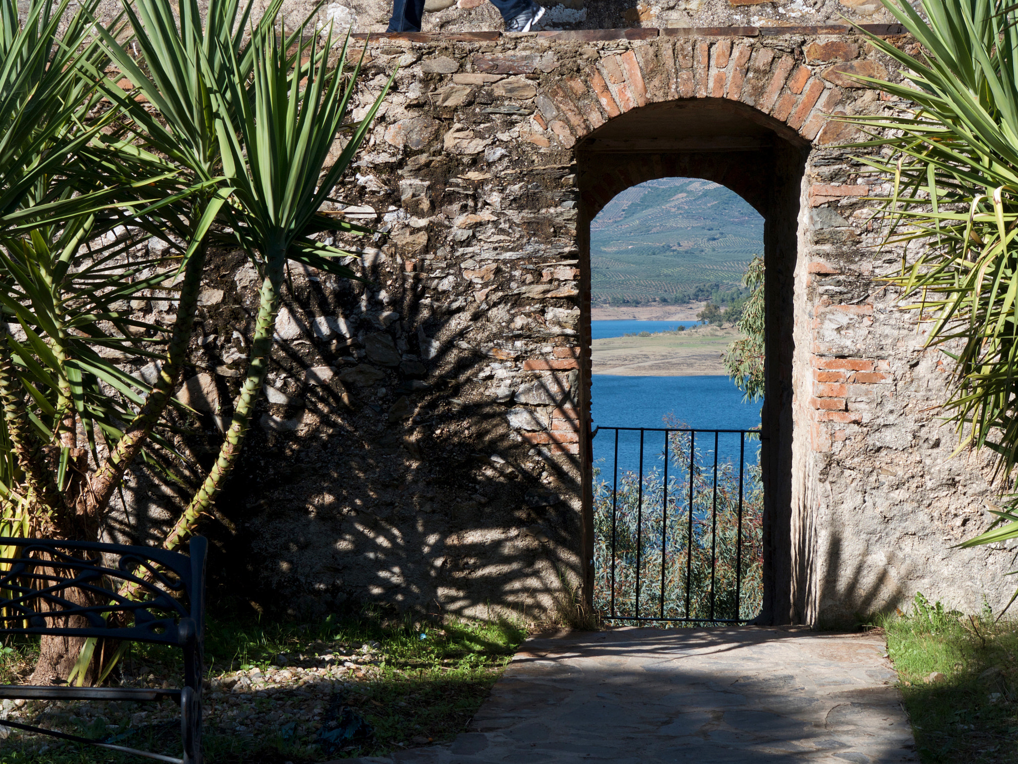 Panasonic Lumix DMC-G3 sample photo. A gate to the lake photography