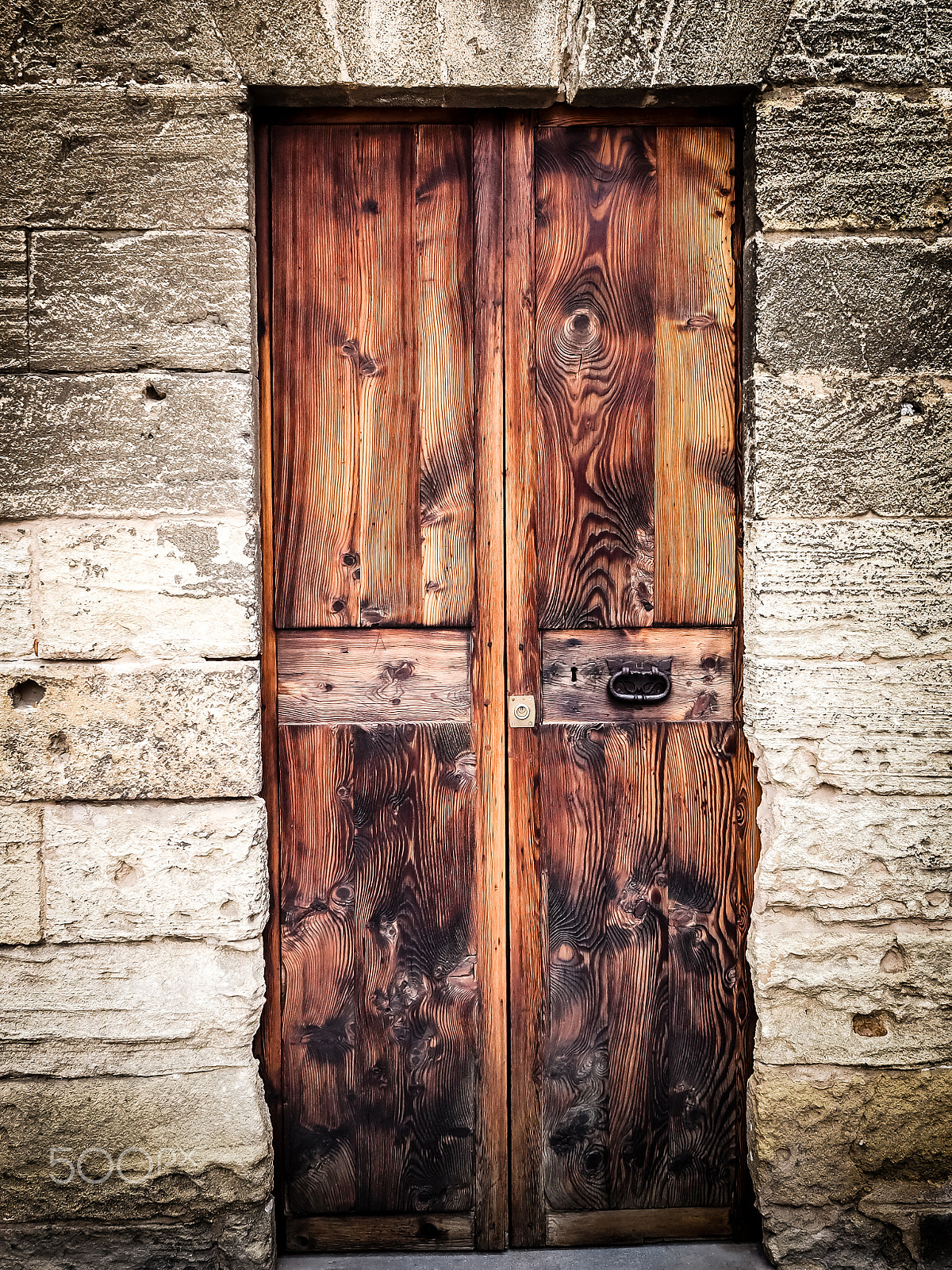 Olympus OM-D E-M1 sample photo. Weathered door photography