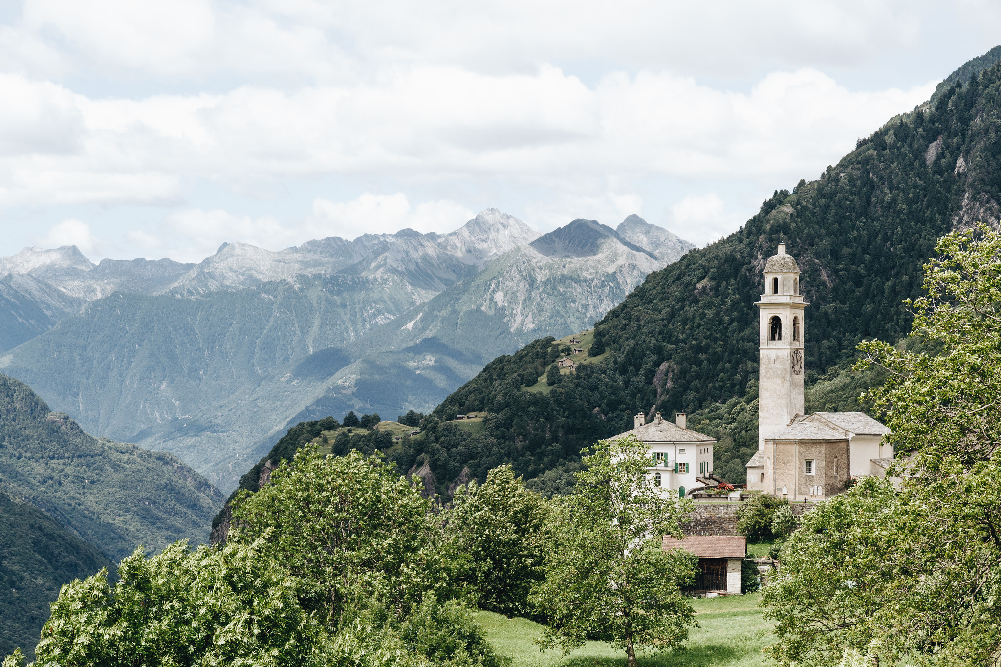 Canon EF-S 17-55mm F2.8 IS USM sample photo. Soglio photography