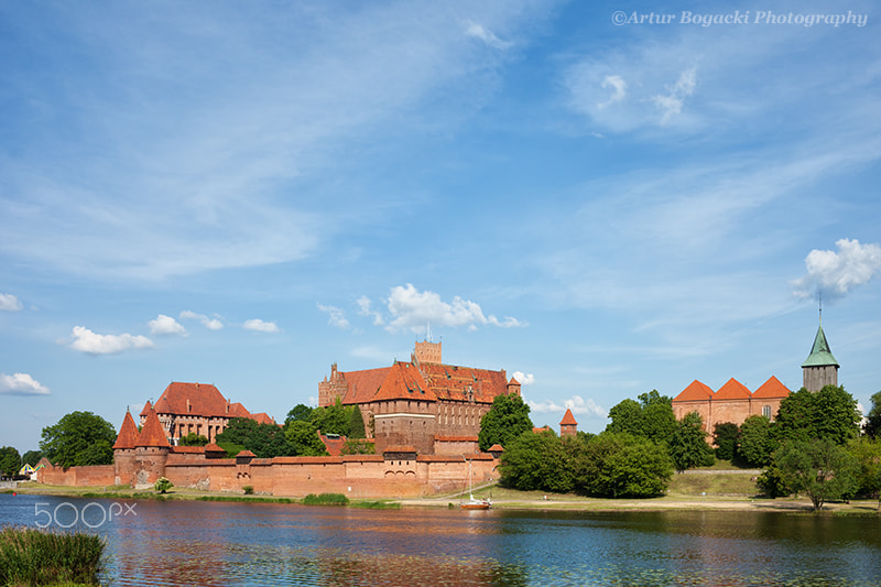 Canon EOS 5D Mark II sample photo. Malbork castle in poland photography