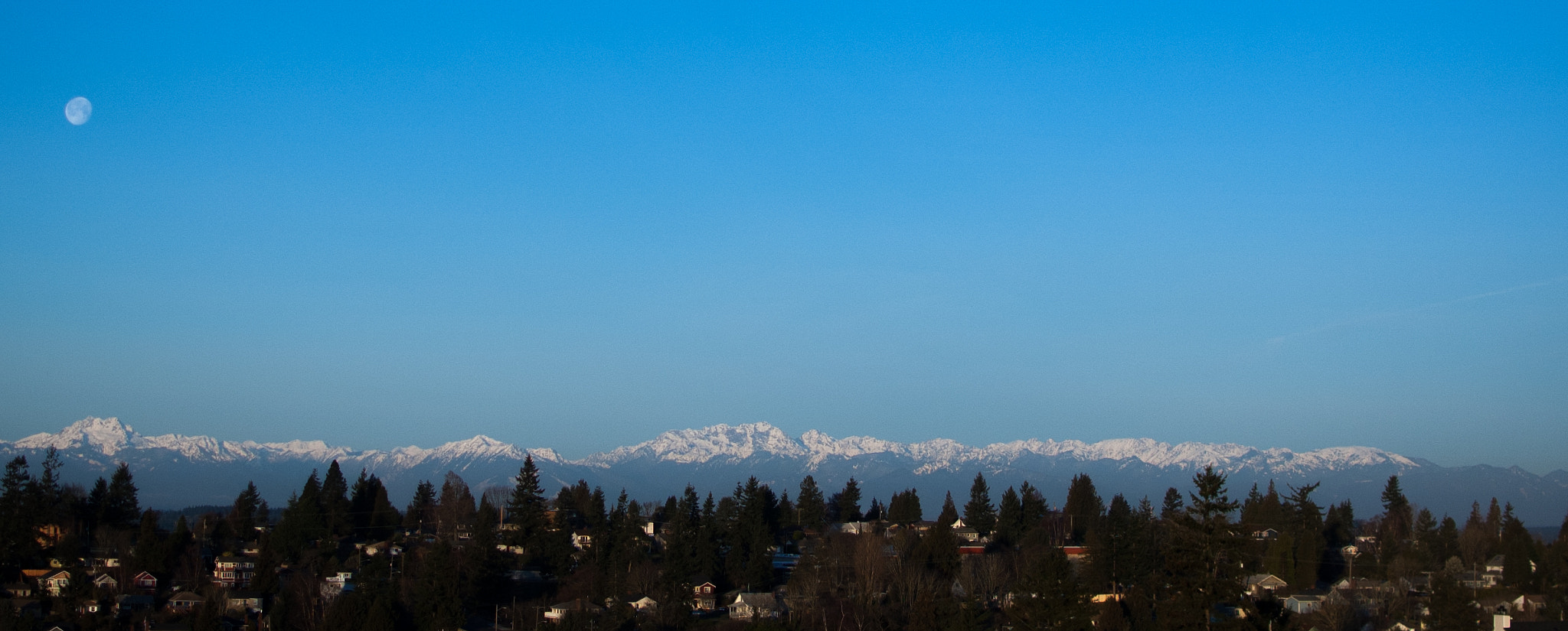 Nikon D40 + Nikon AF-S DX Nikkor 35mm F1.8G sample photo. Seattle sunrise photography
