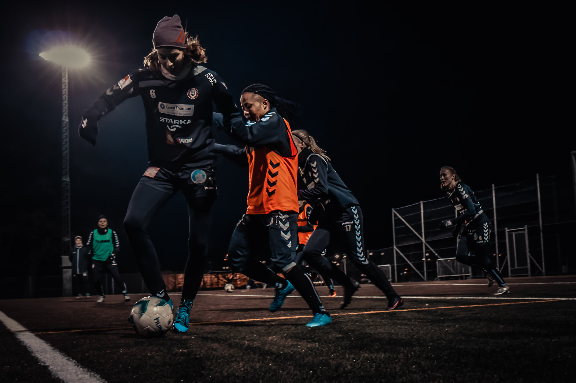 Canon EF 24-70mm F4L IS USM sample photo. Kdff winter practice. night. photography