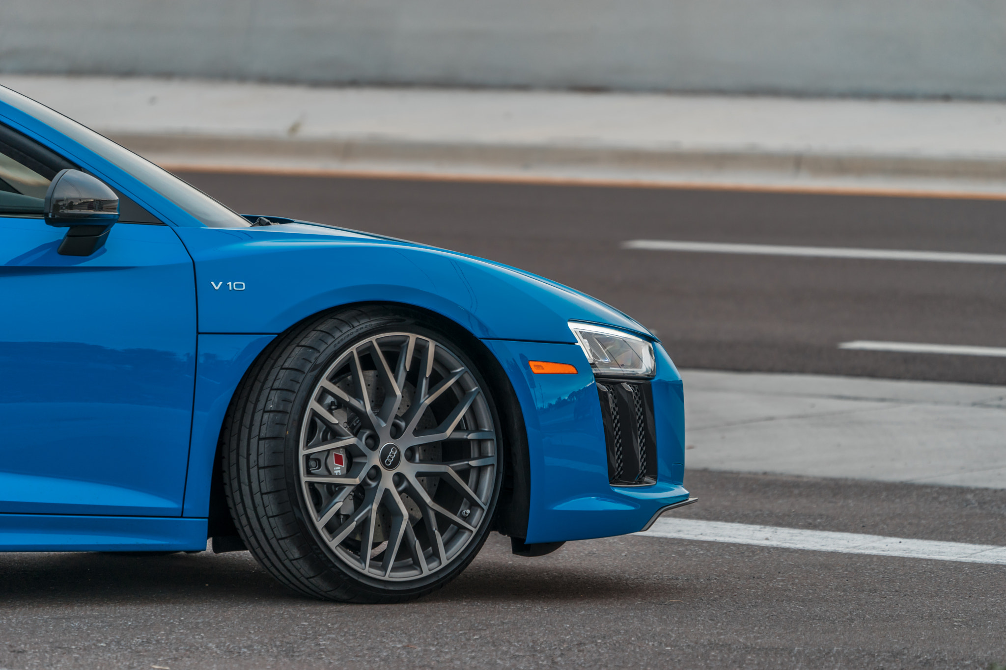 Sony a7 II sample photo. Audi r8 v10 plus photography