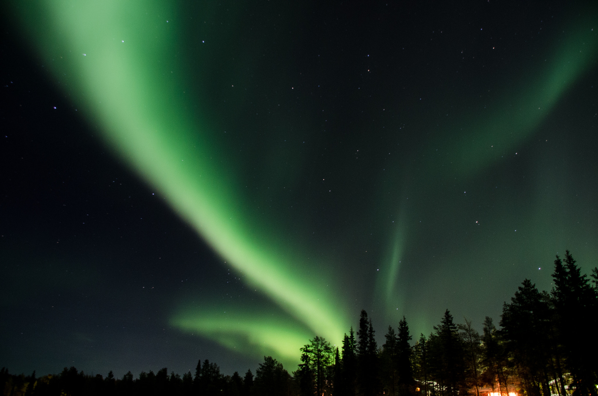 Sigma 18-200mm F3.5-6.3 DC OS HSM sample photo. Aurora borealis photography