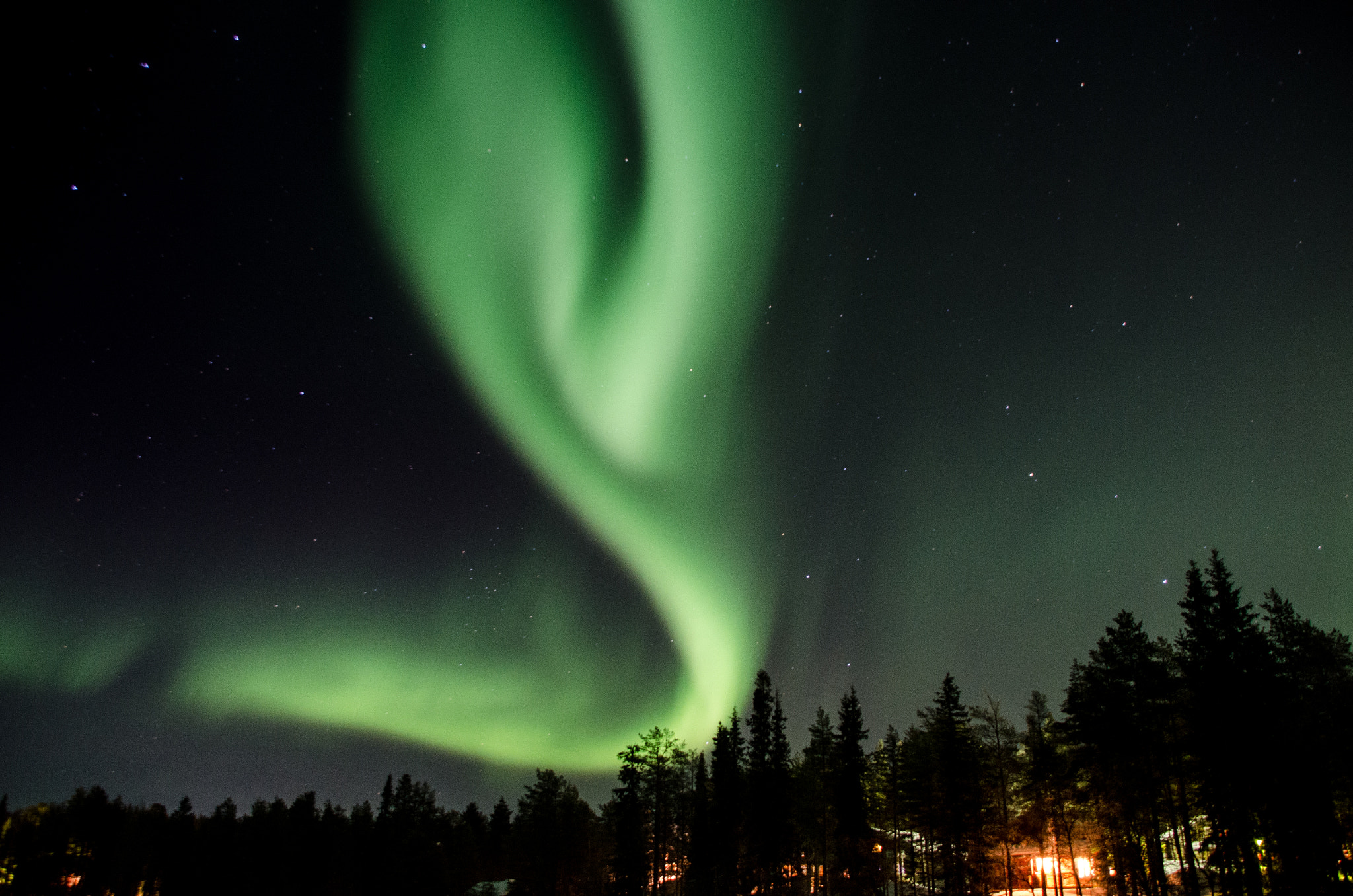 Sigma 18-200mm F3.5-6.3 DC OS HSM sample photo. Aurora borealis photography