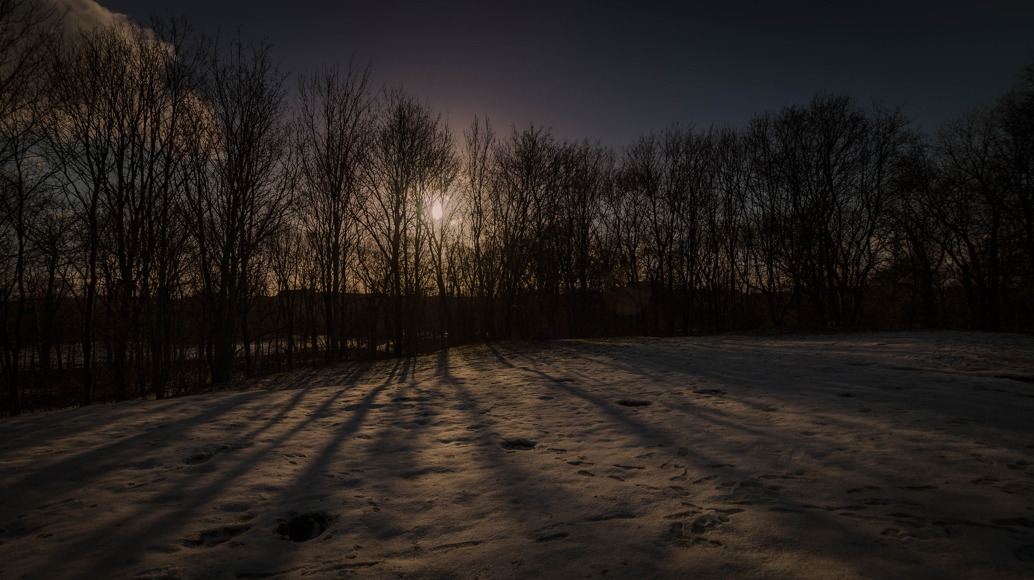 Sony SLT-A58 + Sigma 10-20mm F3.5 EX DC HSM sample photo. Sun sets photography