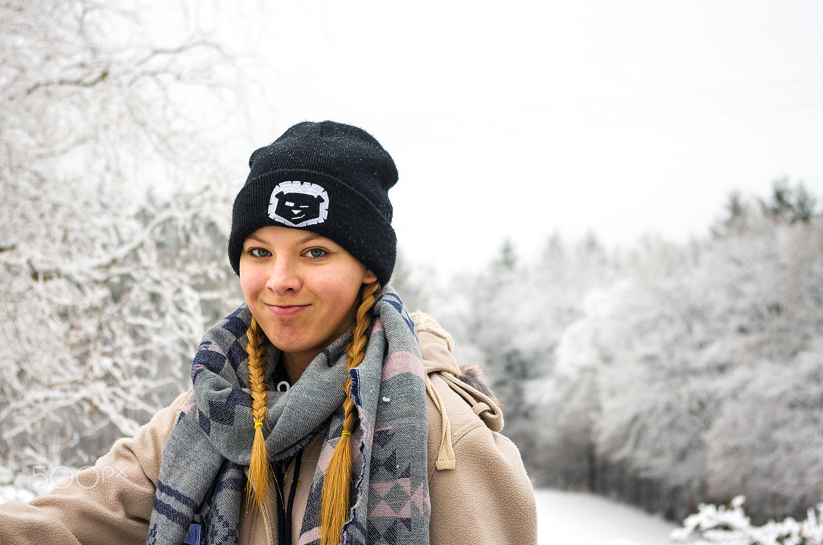 Samsung/Schneider D-XENON 18-55mm F3.5-5.6 II sample photo. Im schnee photography
