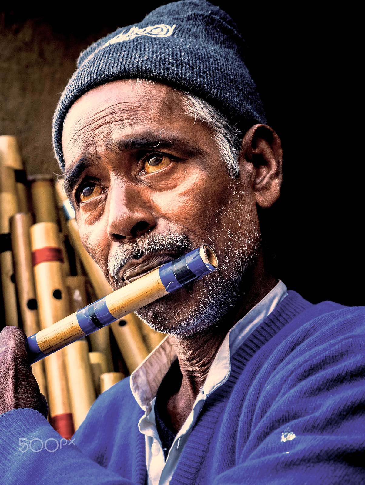 Sony a6000 + Sony FE 28-70mm F3.5-5.6 OSS sample photo. The 'unsung heroes' of varanasi photography