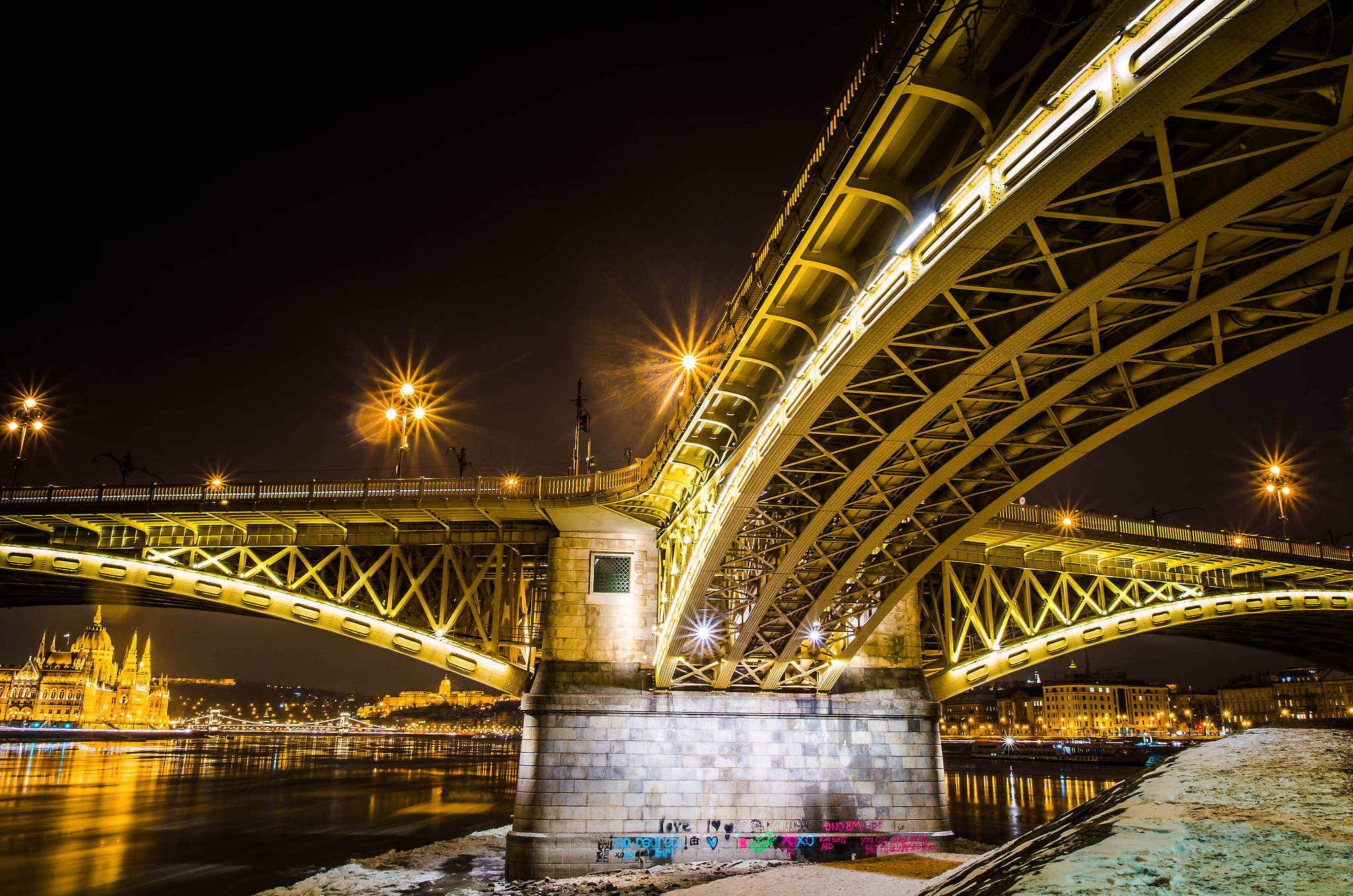 Pentax K-50 sample photo. Directions photography