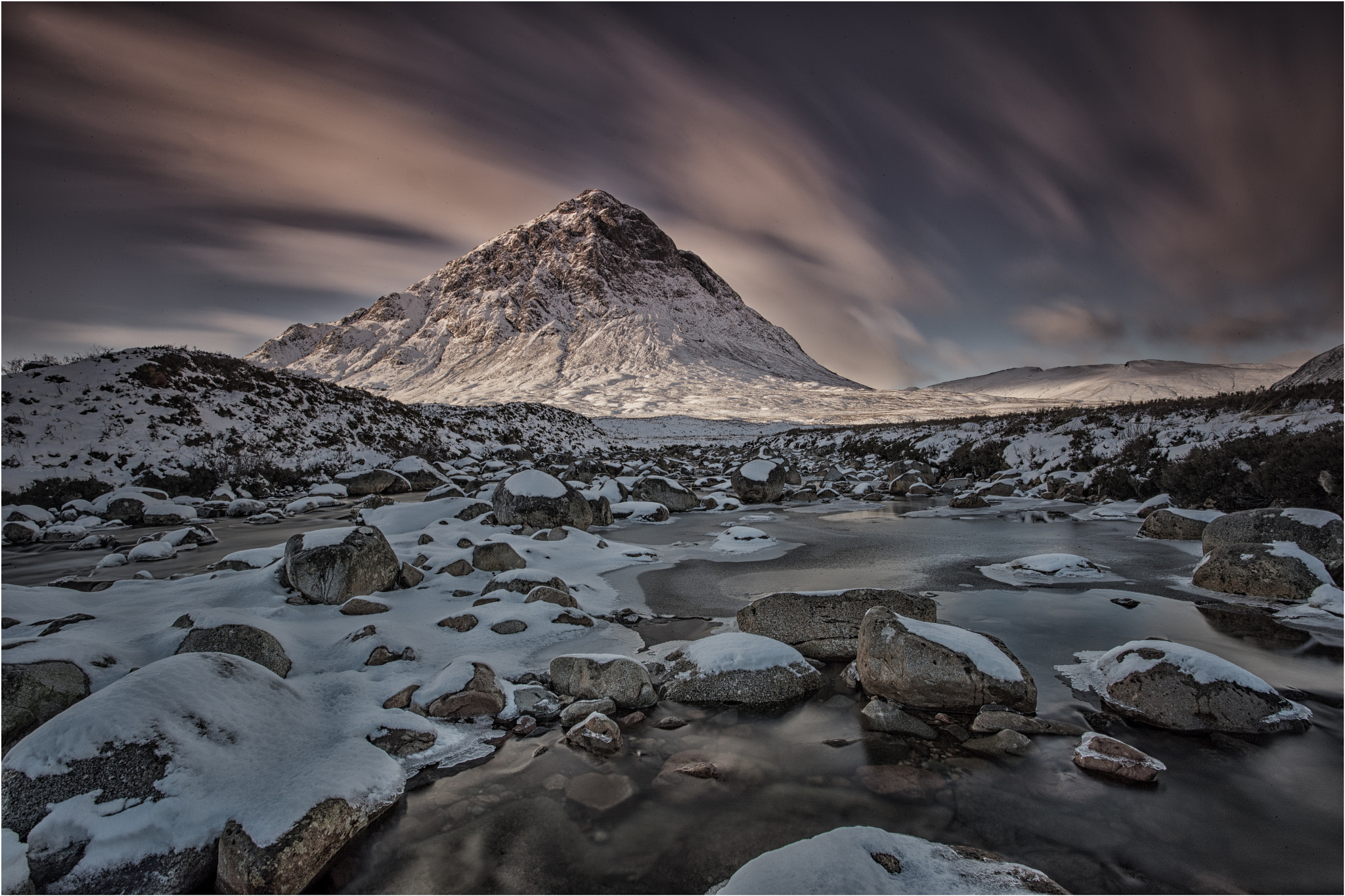 Canon EF 17-40mm F4L USM sample photo. Buachaille etive mor - sinister feel photography