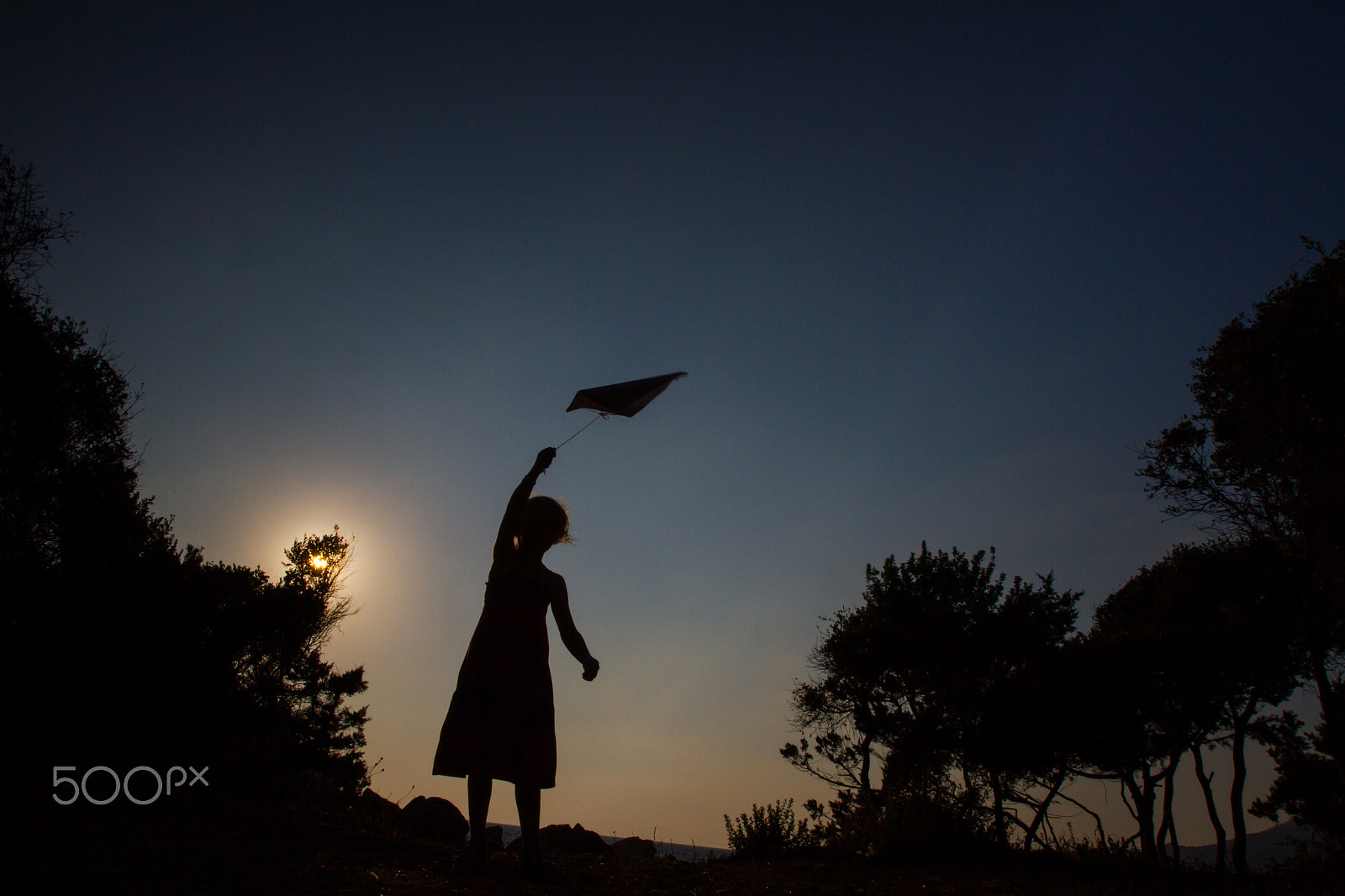 Canon EOS 7D sample photo. Fall, girl with a kite photography