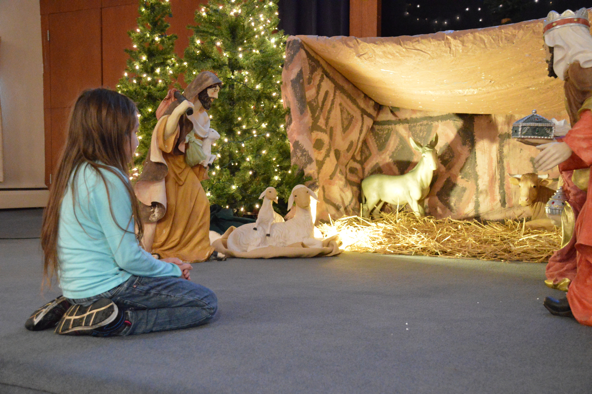 Nikon D3200 sample photo. Christmas nativity child photography