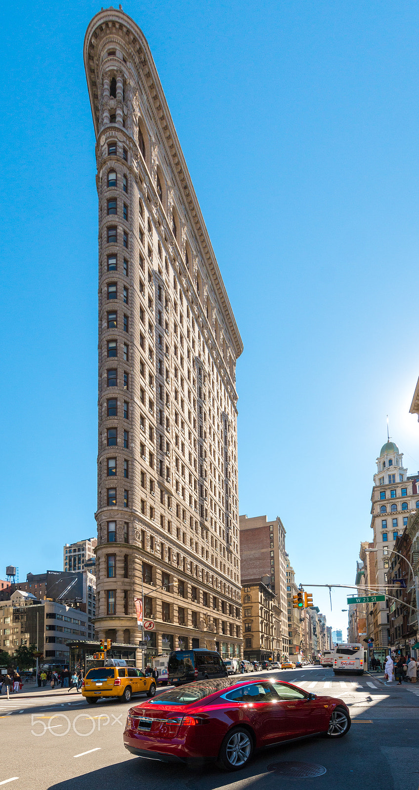 Canon EOS 70D + Canon EF 11-24mm F4L USM sample photo. Flatironbuilding photography