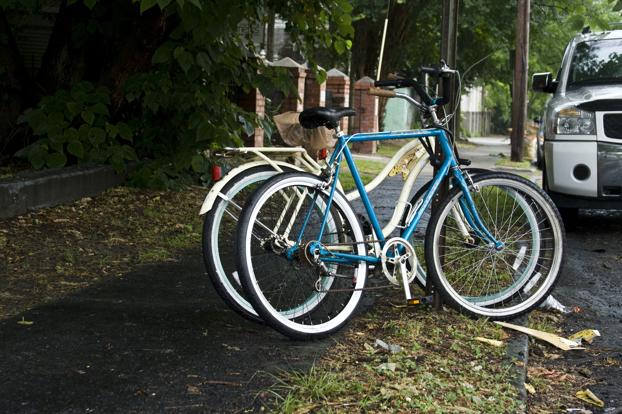 Canon EF 28-135mm F3.5-5.6 IS USM sample photo. Bikes in charleston photography