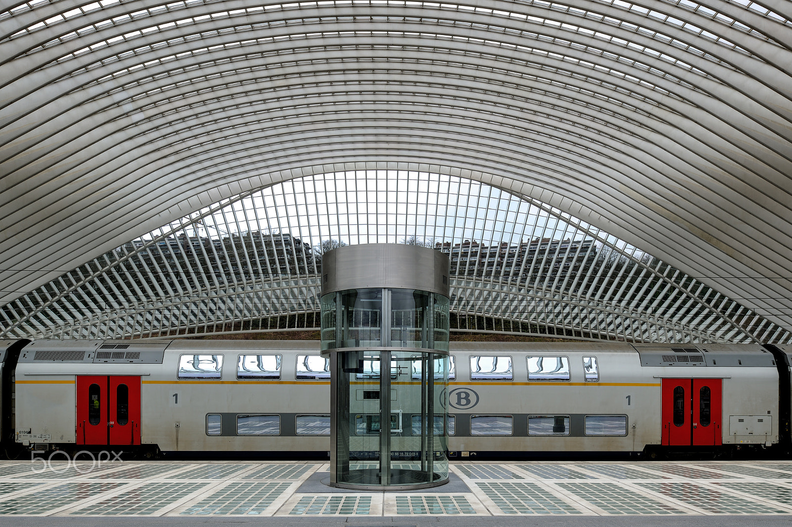 Nikon D3X sample photo. Train station in liege belgium photography