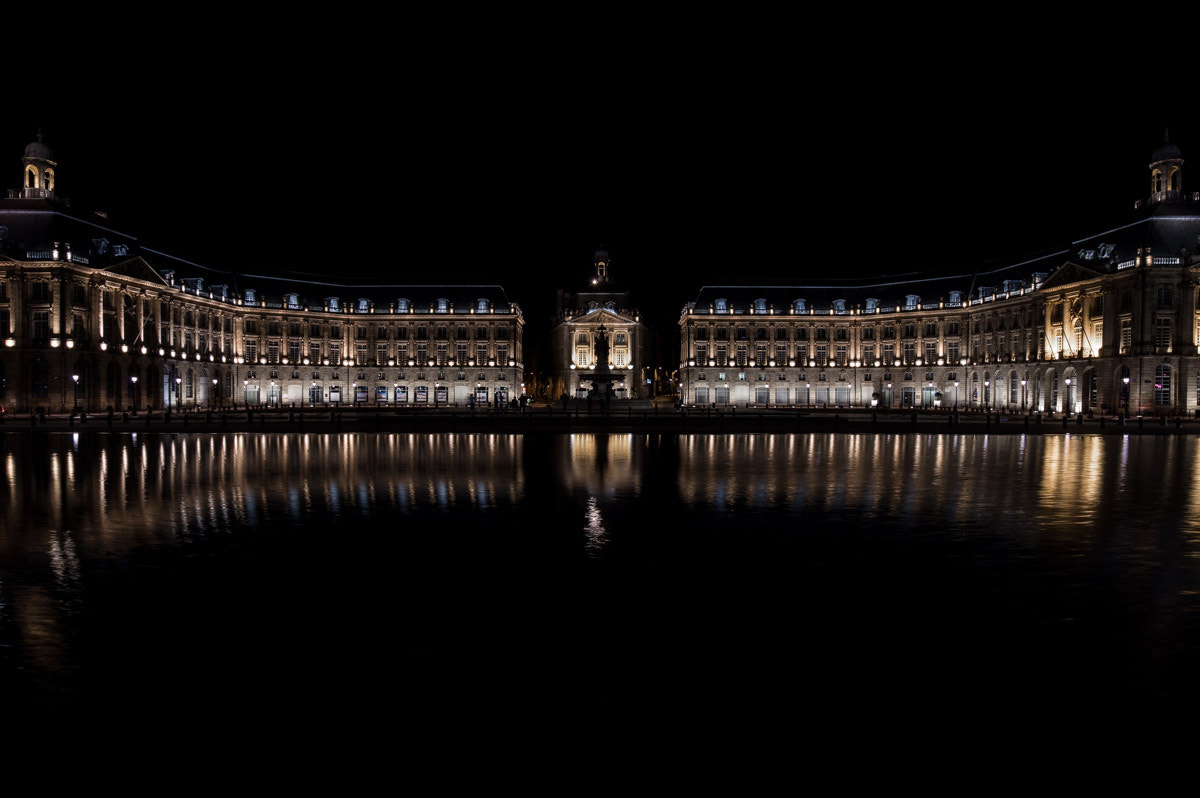 Sigma 10-20mm F3.5 EX DC HSM sample photo. Miroir d'eau by night photography