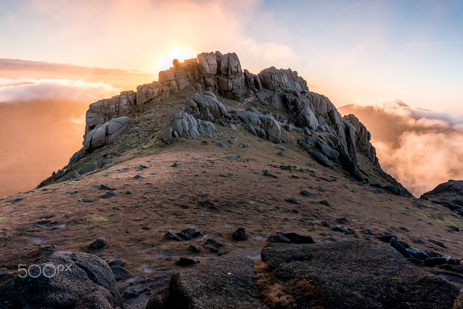 Nikon D750 + Nikon AF-S Nikkor 200-400mm F4G ED-IF VR sample photo. Magic in the mournes photography