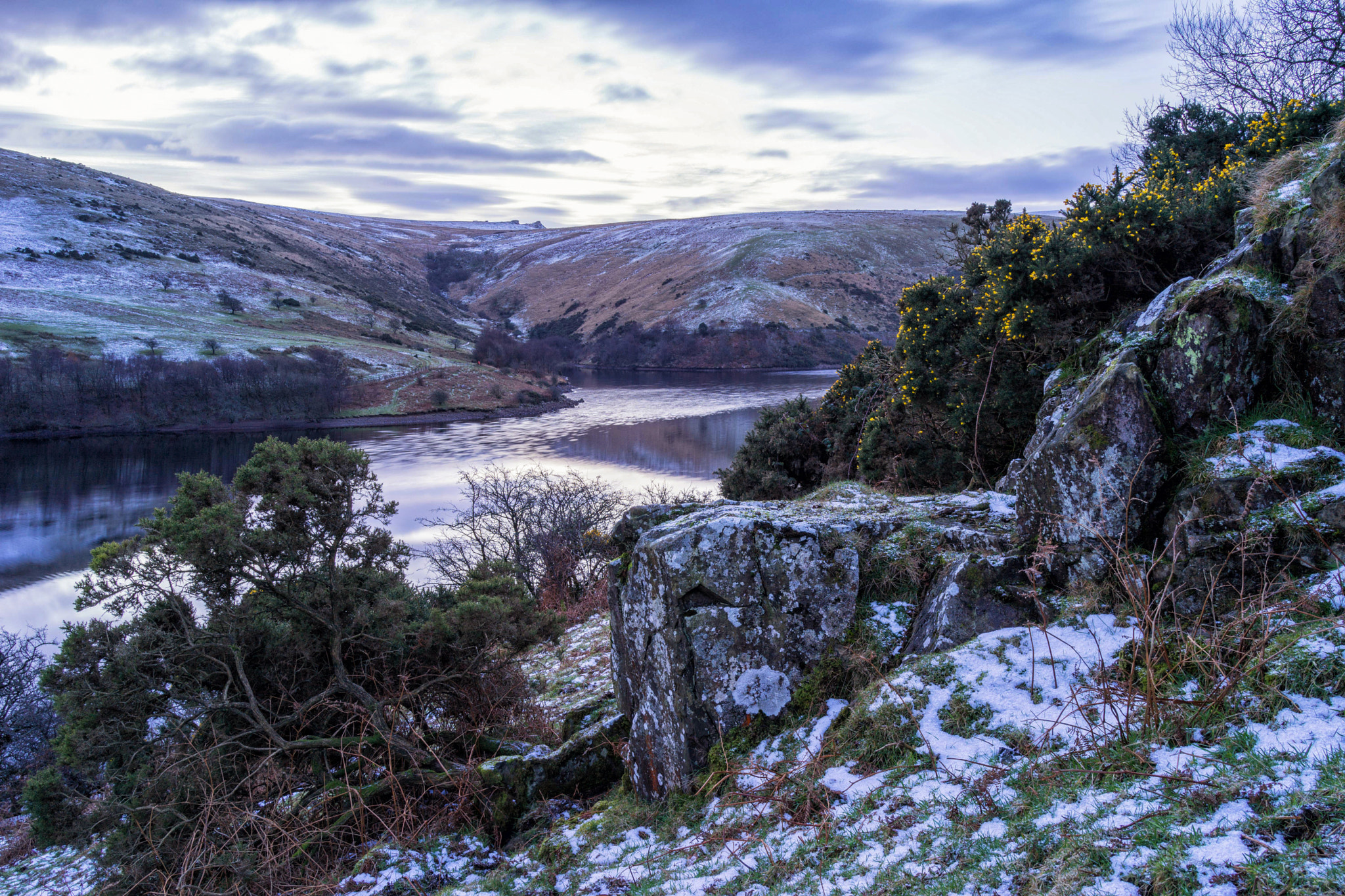 Sony Cyber-shot DSC-RX1R + 35mm F2.0 sample photo. Looking over meldon photography