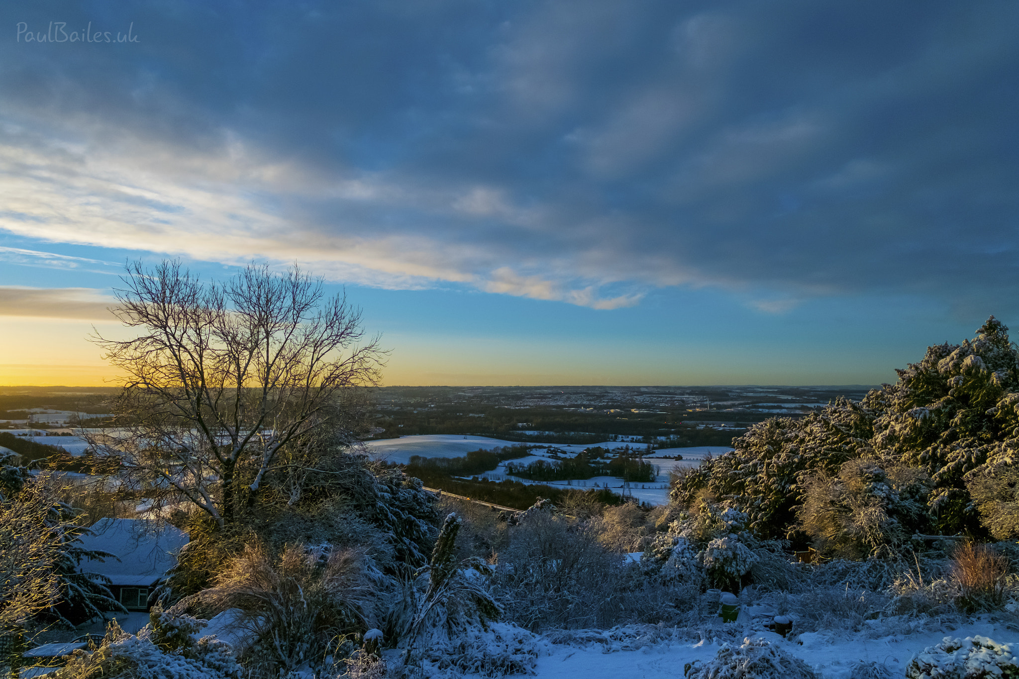 Fujifilm X-E1 + Fujifilm XF 14mm F2.8 R sample photo. Bluebell winter sunrise photography