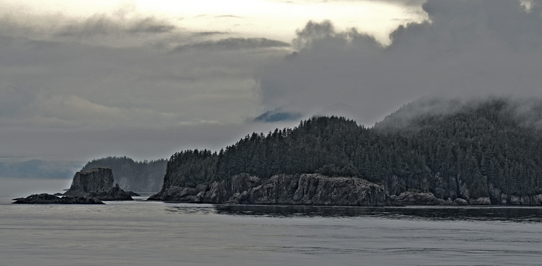 Nikon D7000 sample photo. Rocky shoreline photography