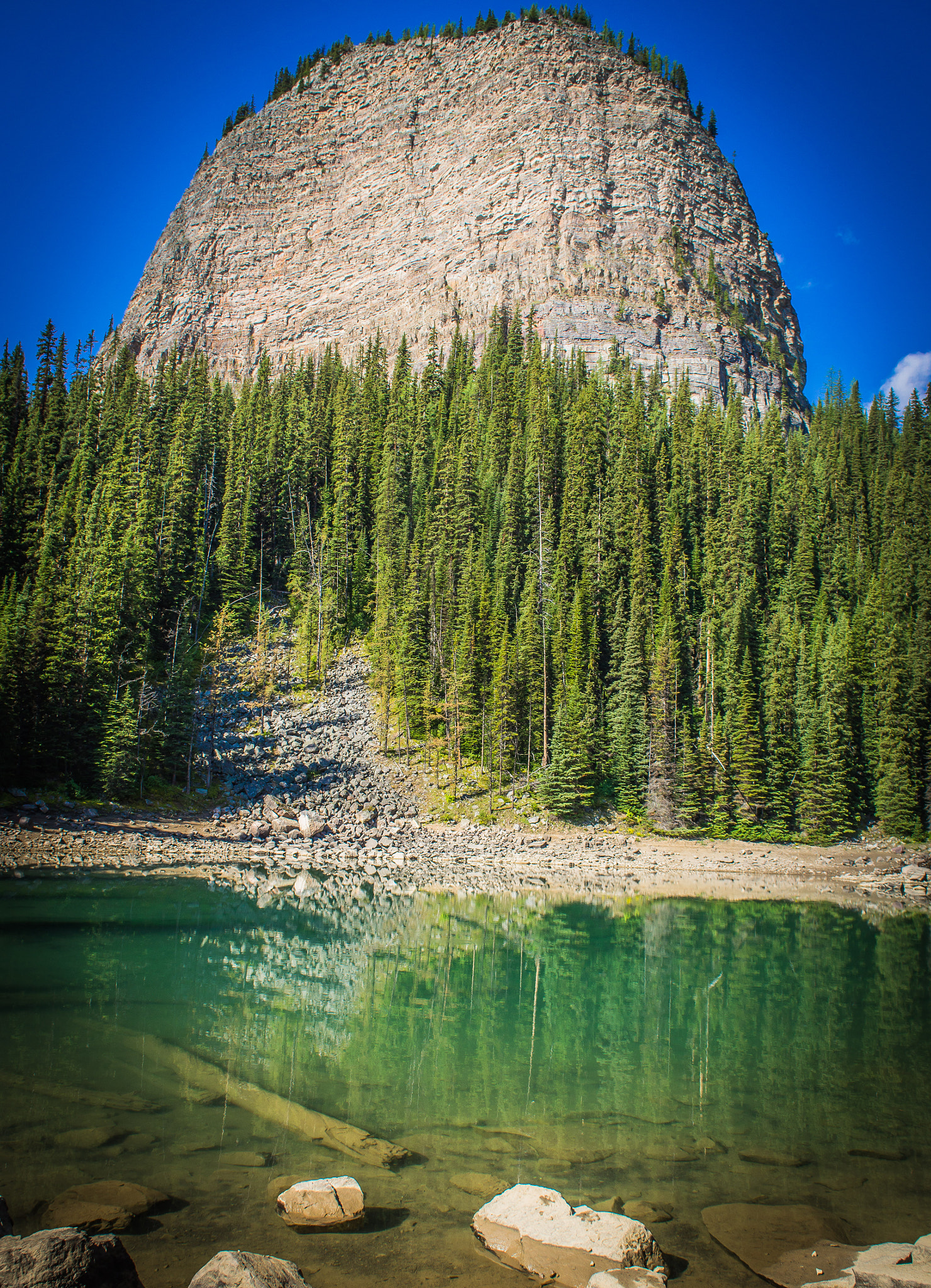Sony Alpha NEX-C3 + Sony E 18-55mm F3.5-5.6 OSS sample photo. Banff national park photography