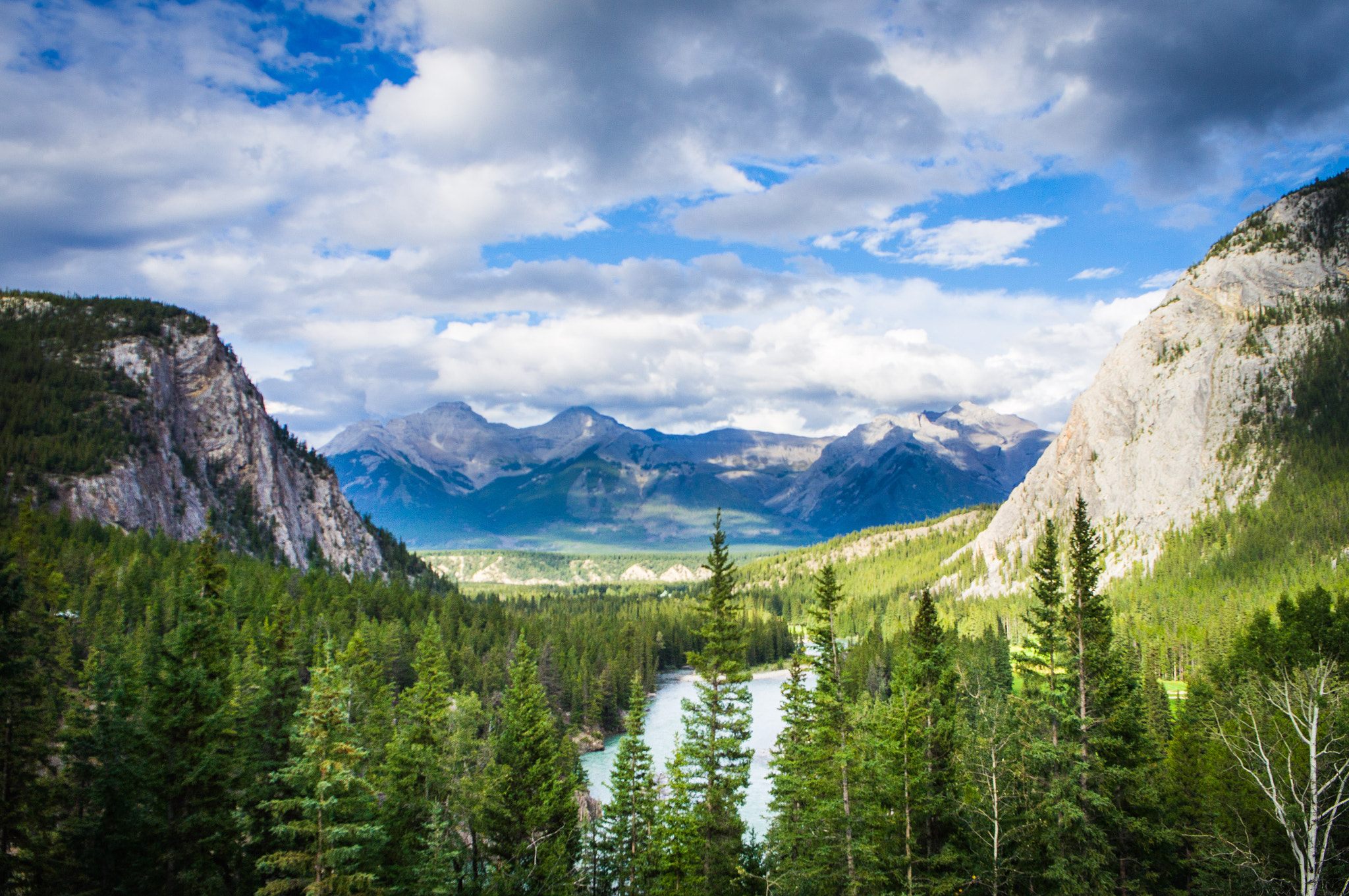 Sony Alpha NEX-C3 + Sony E 18-55mm F3.5-5.6 OSS sample photo. Banff national park photography