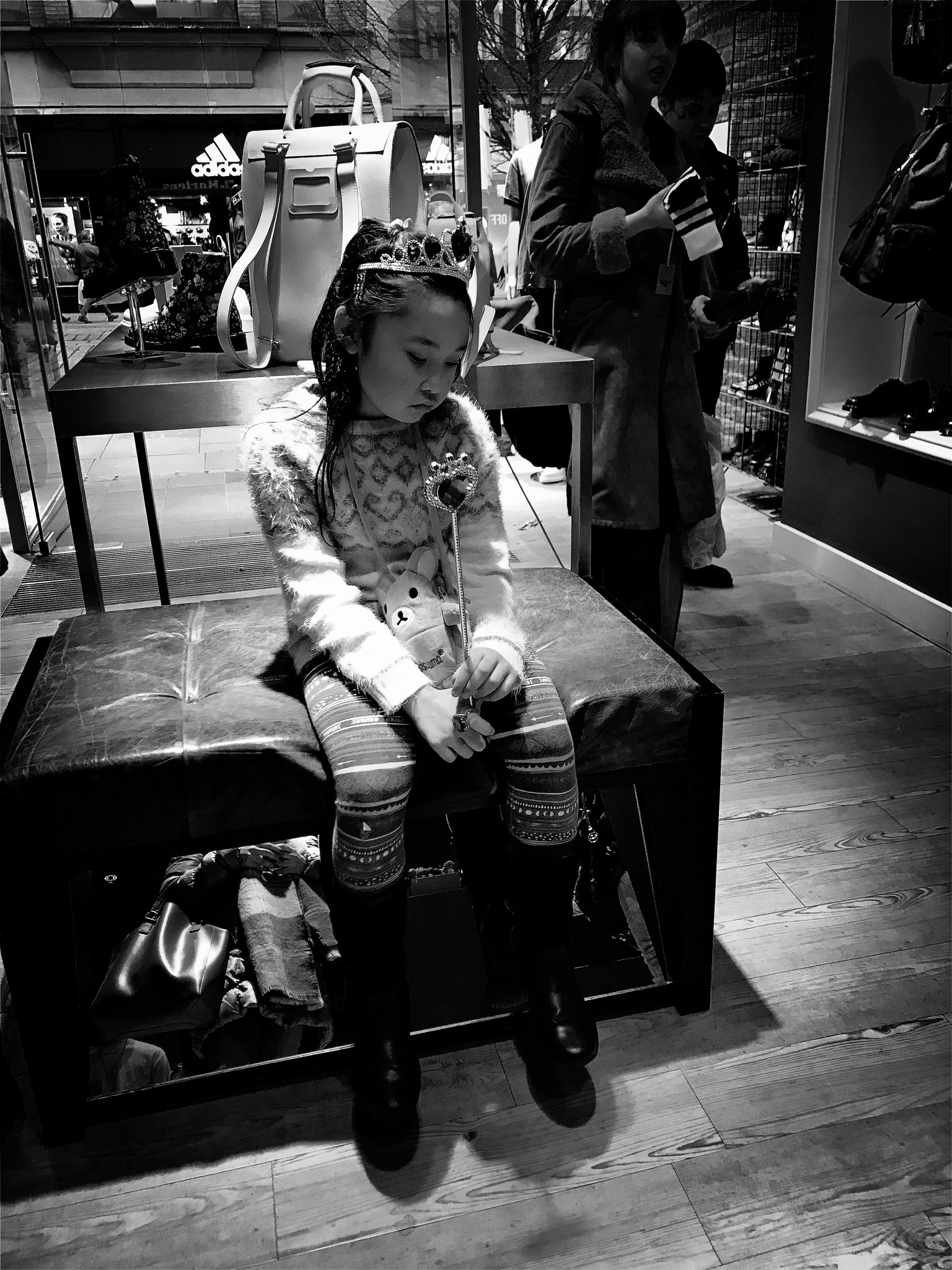 Hipstamatic 330 sample photo. The lost princess photography