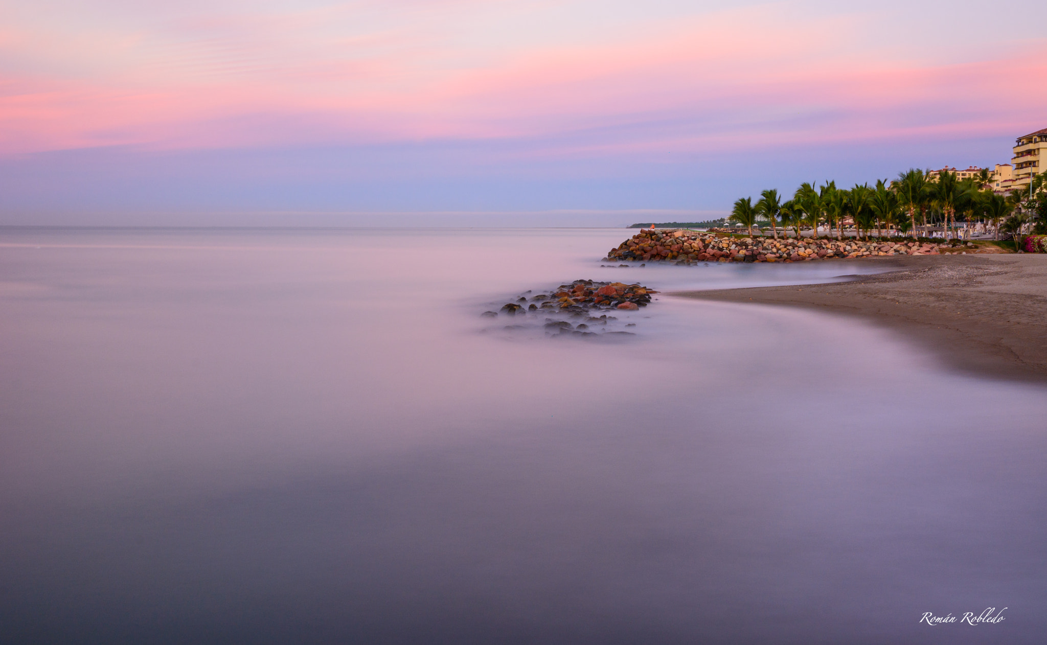 Nikon AF-S Nikkor 200-400mm F4G ED-IF VR sample photo. Playa de puerto vallarta, méxico photography