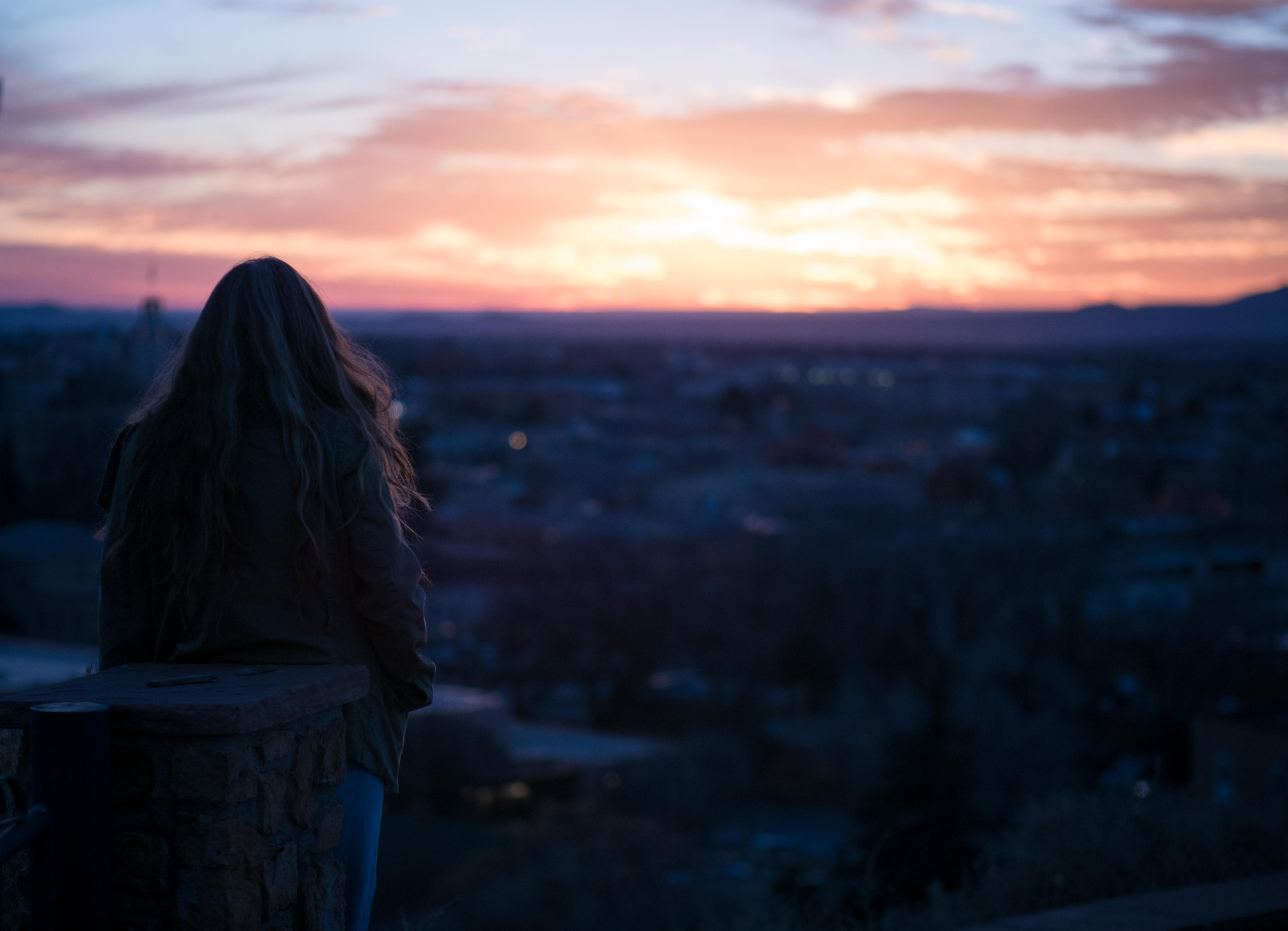 Olympus OM-D E-M5 II + Panasonic Leica DG Nocticron 42.5mm F1.2 ASPH OIS sample photo. Santa fe blue hour photography