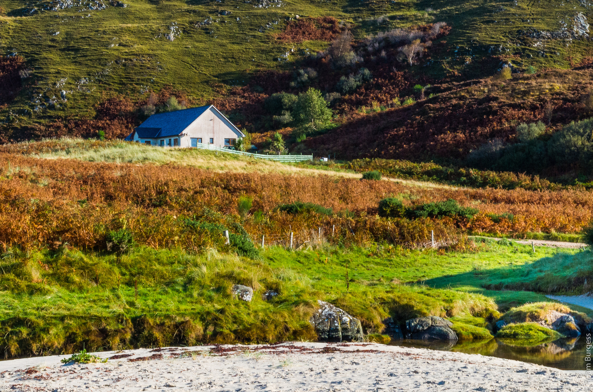 Pentax K-30 + Sigma 17-70mm F2.8-4 DC Macro HSM | C sample photo. Beach house photography