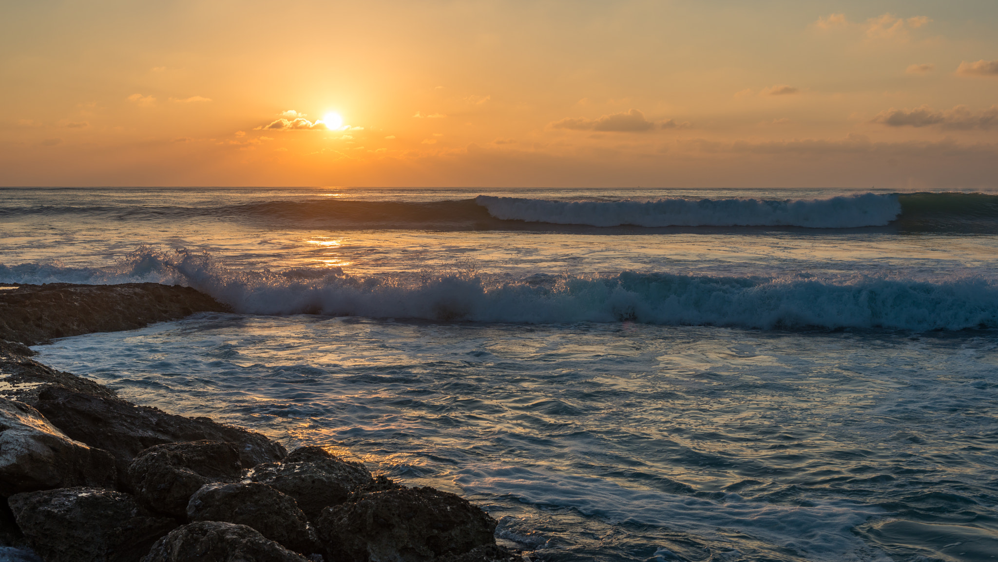 Nikon D800E + Nikon AF Nikkor 50mm F1.4D sample photo. Golden hour photography