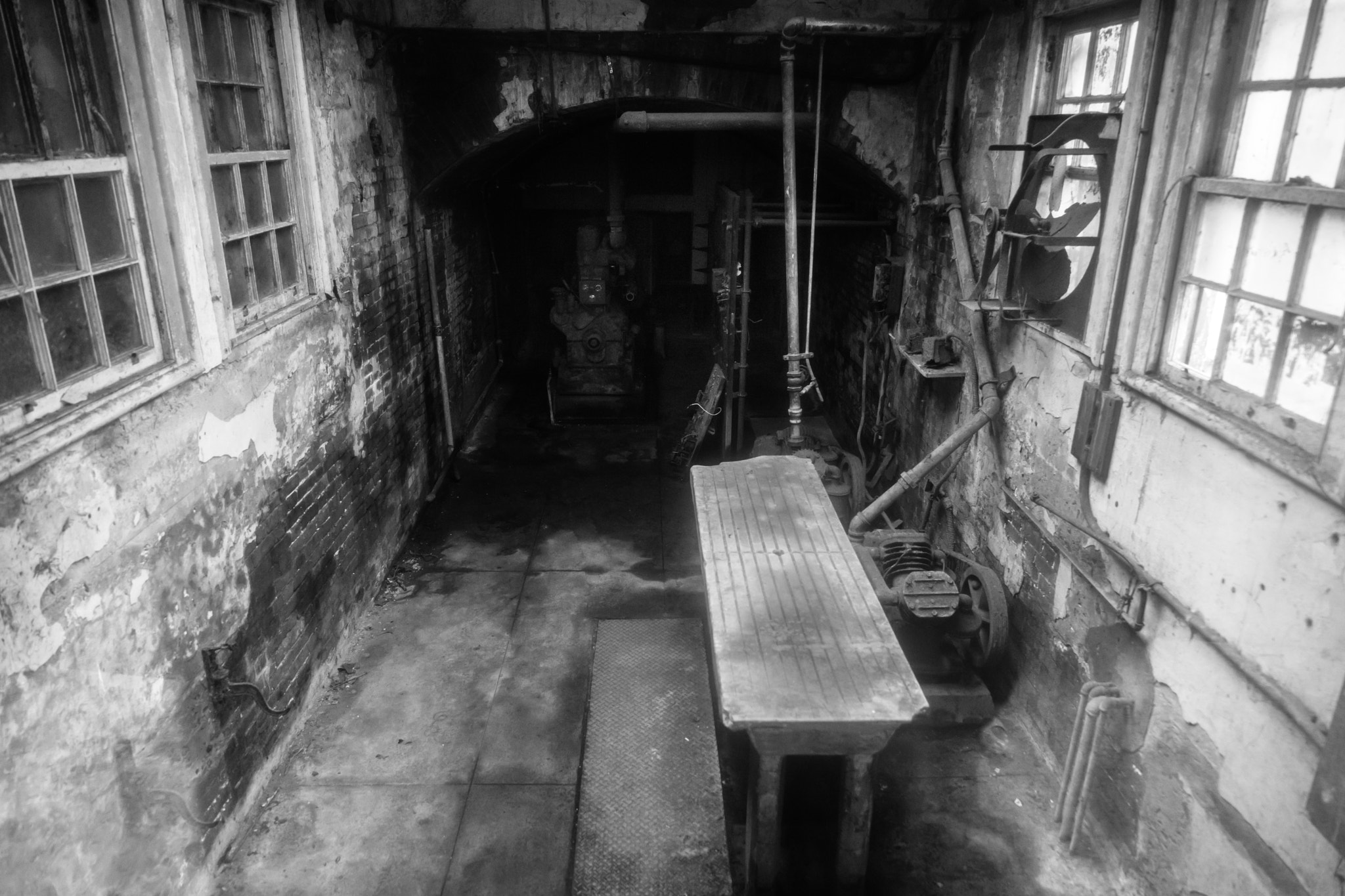 Sony a7 II + ZEISS Batis 25mm F2 sample photo. Alcatraz morgue photography