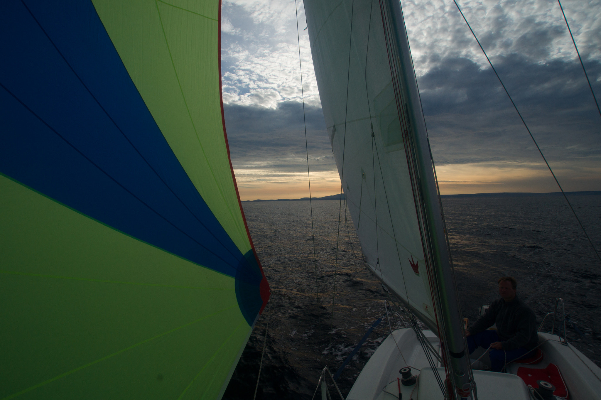 Sony Alpha DSLR-A550 + Sony DT 11-18mm F4.5-5.6 sample photo. Segeln photography