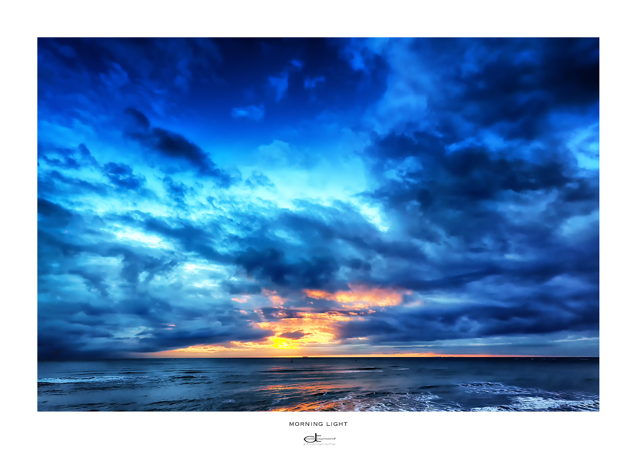 Canon EF 16-35mm F4L IS USM sample photo. Morning light photography